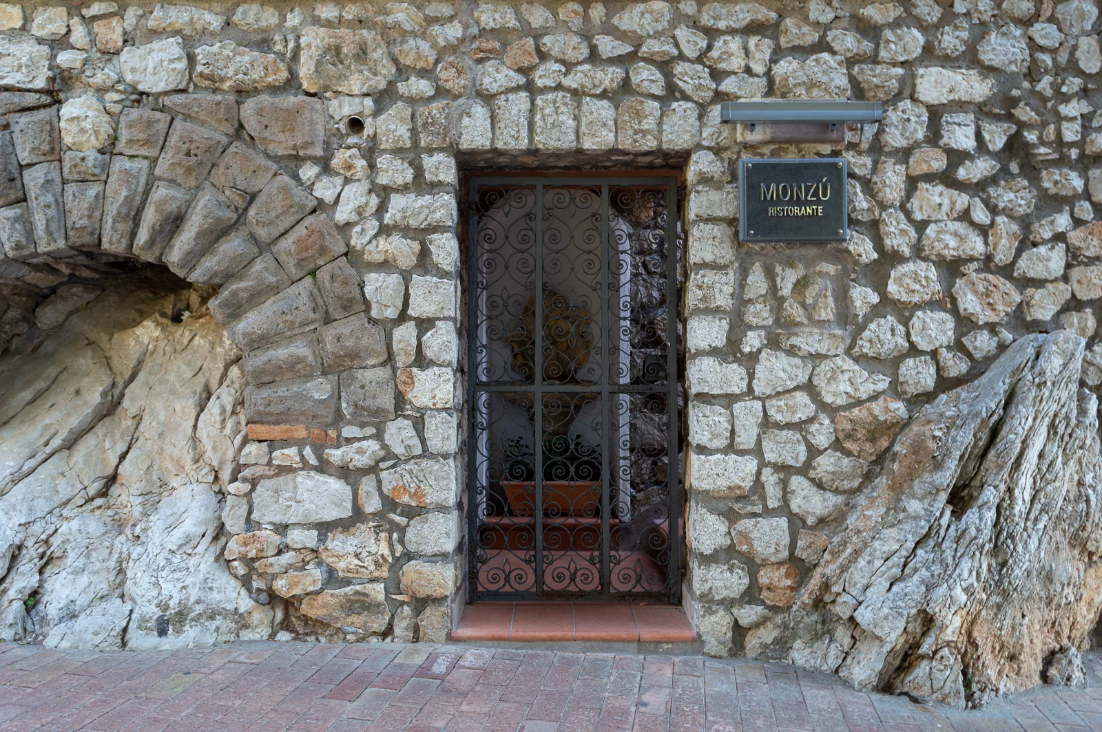 DSC_0505_web.jpg