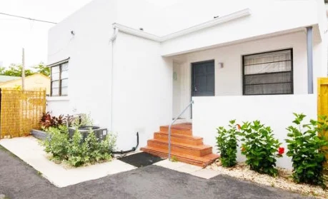 miamihouse.jpg