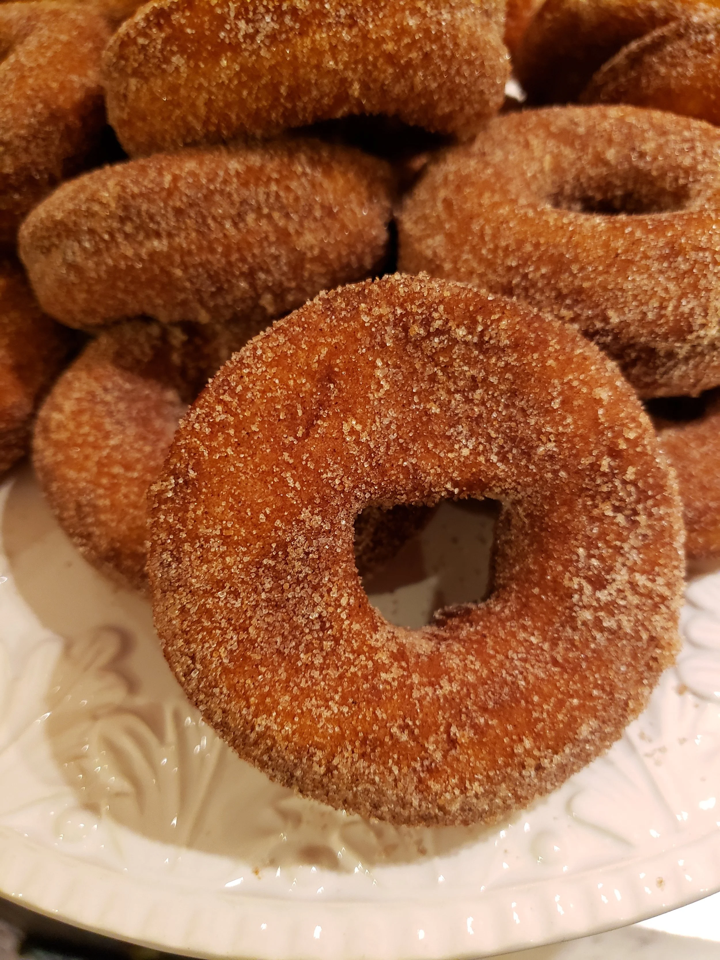 appleciderdonuts.jpg
