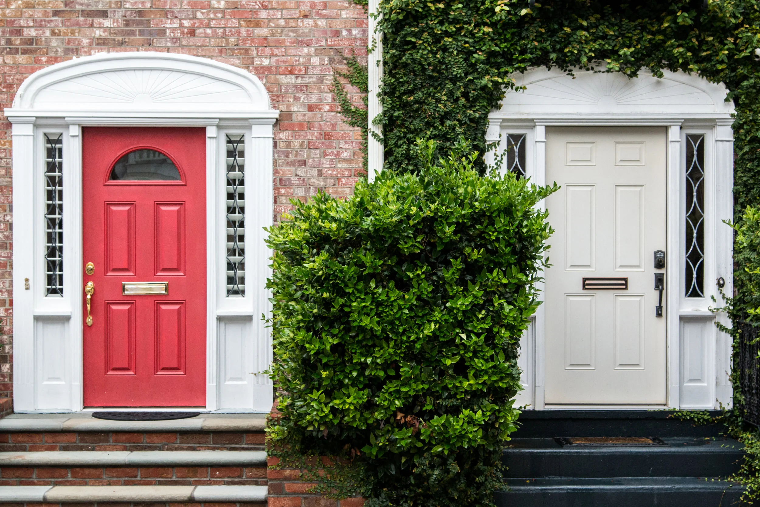 Charleston is just so cute, so we’re not surprised that craftspeople in town are making beautiful things!