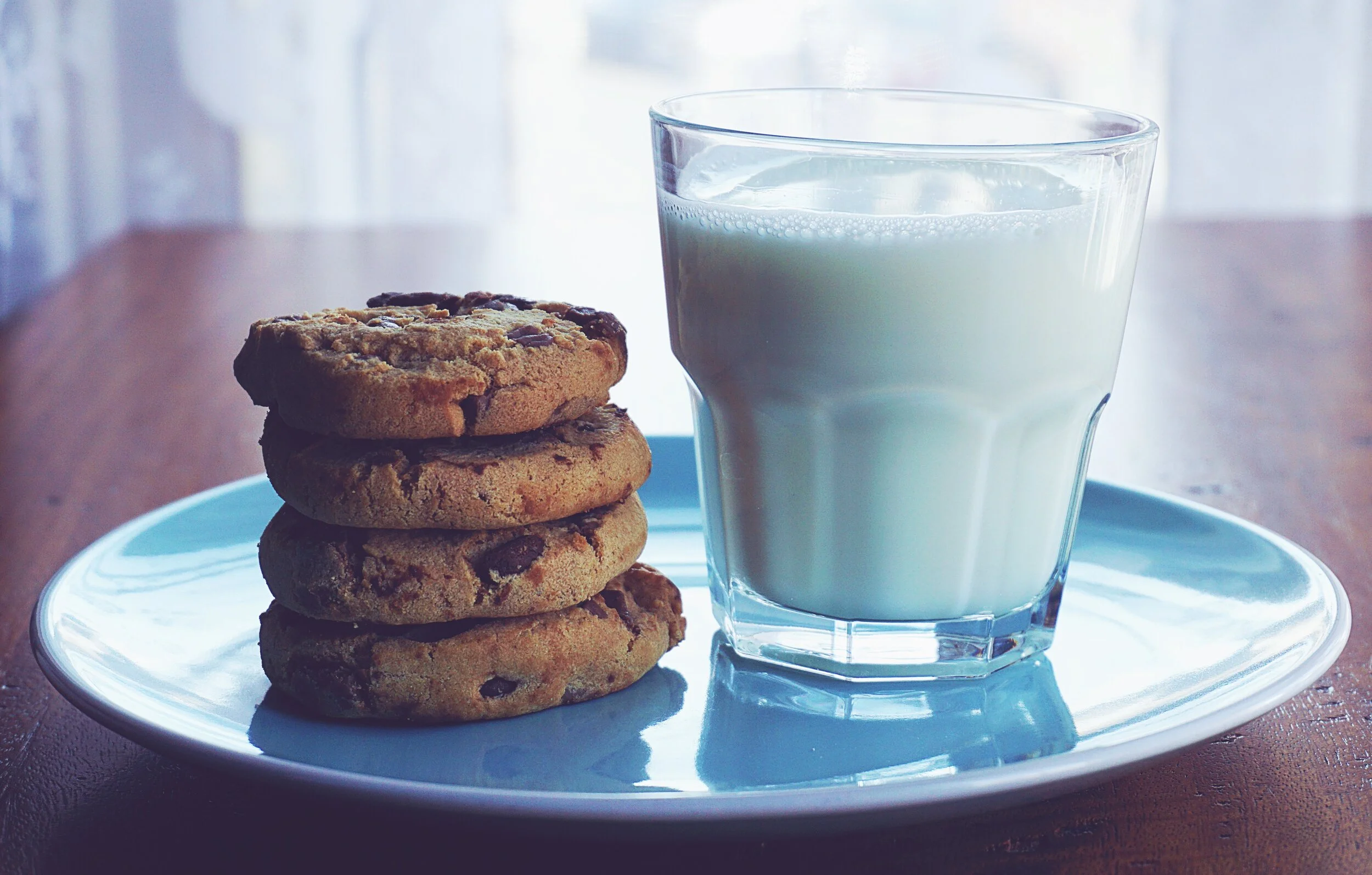 Which Plant-based Milk is Best for Your Health and the Environment?