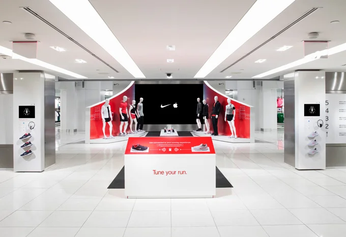 NIKEPLUSretail_3.jpg