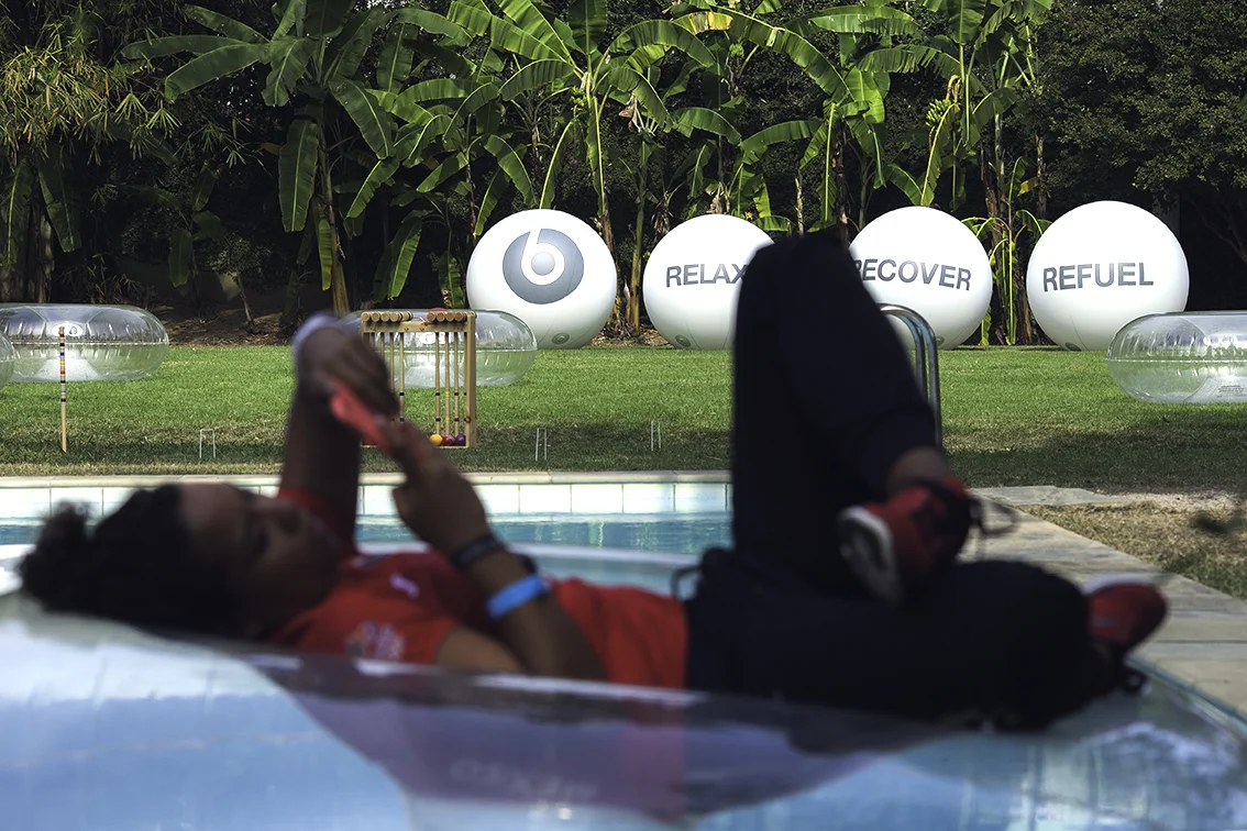 19_beats_hugoinglez_chillin pool_epicshit_1250.jpg