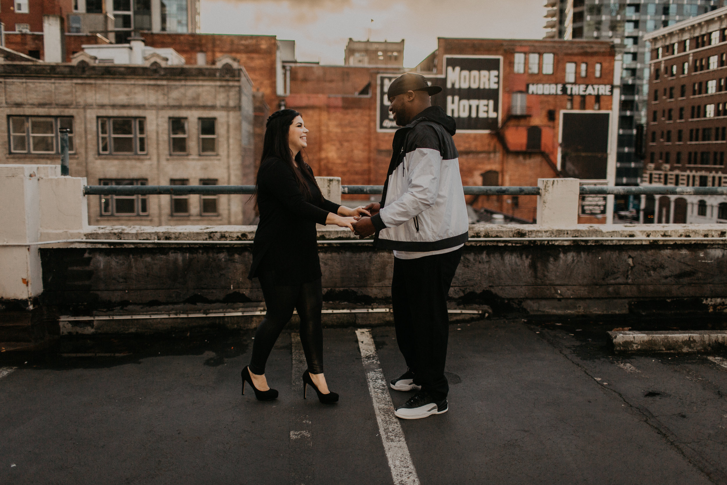 dowtown_seattle_engagement_session