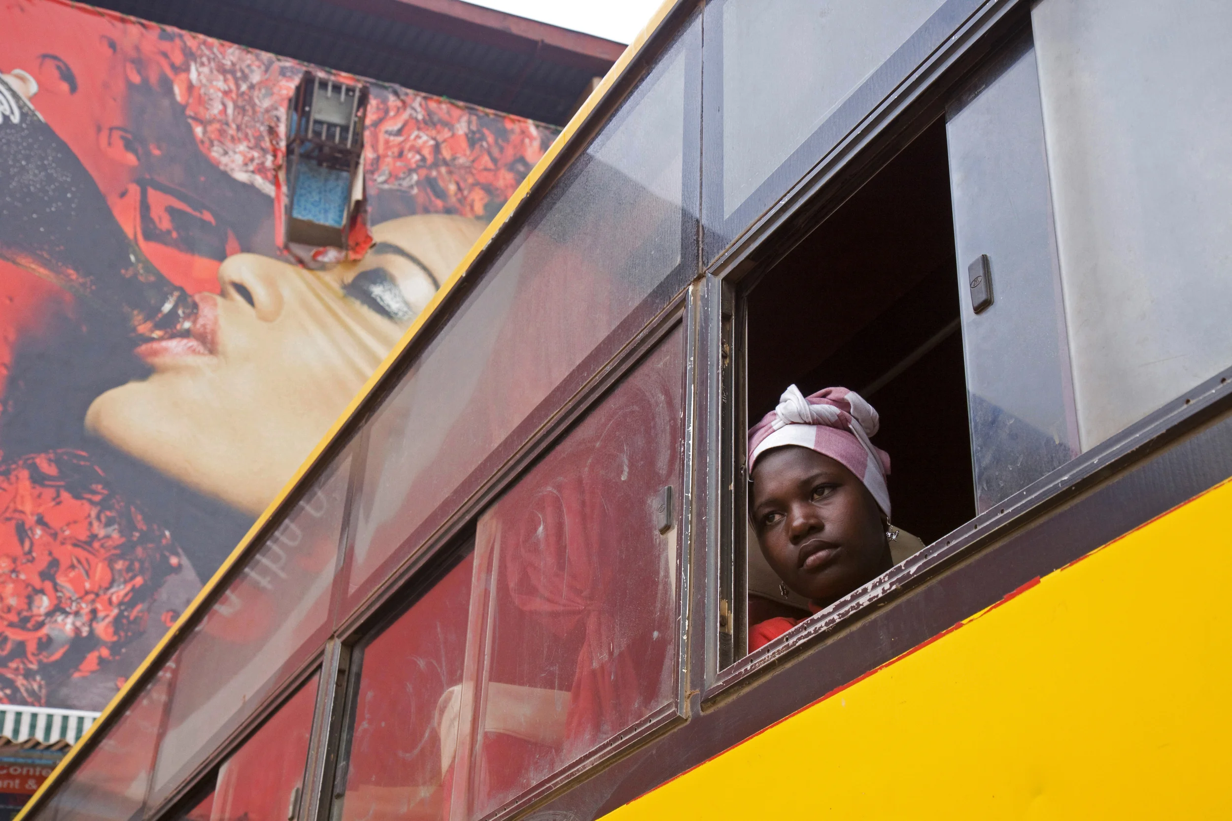 3-yellowbus.jpg