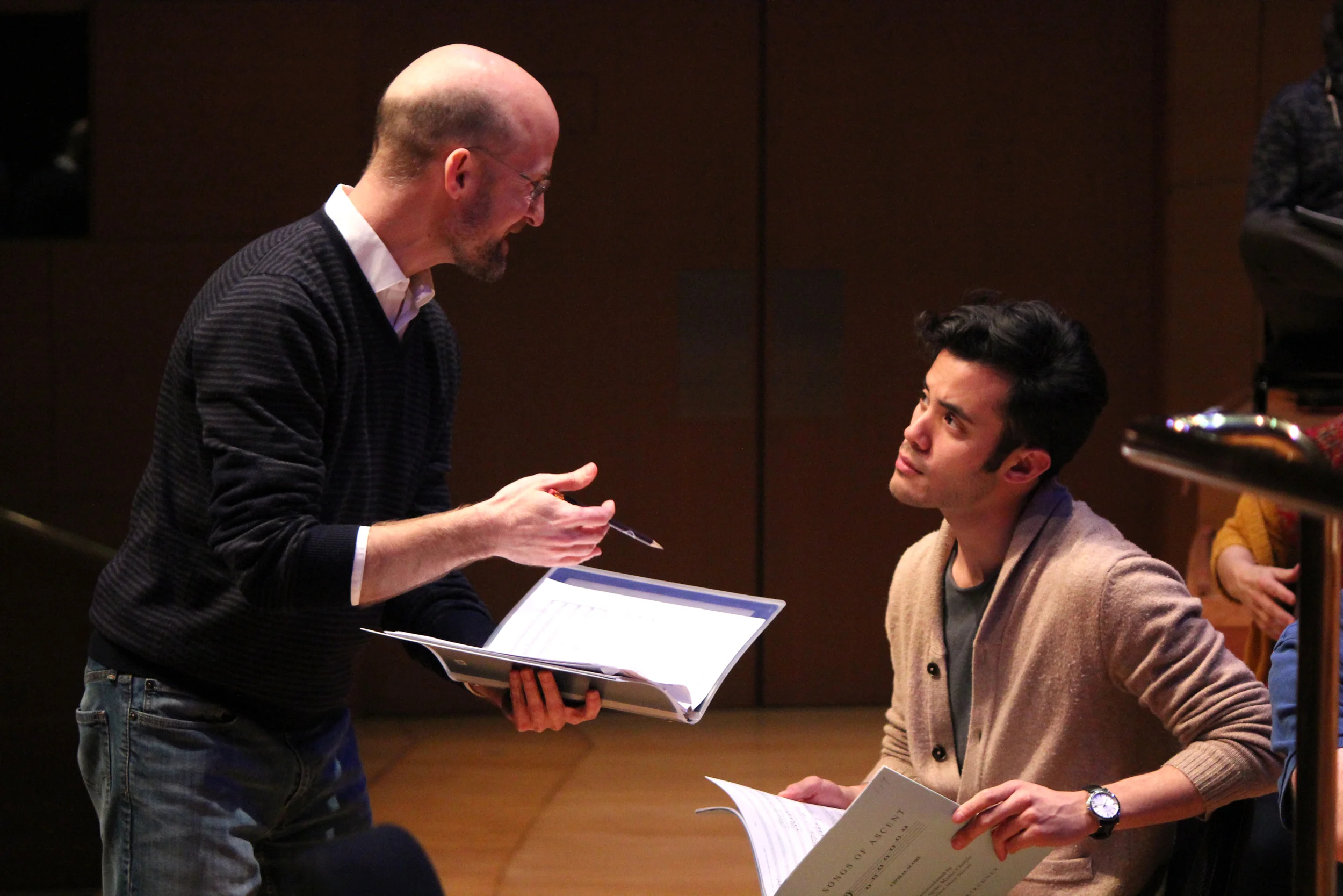 dress rehearsal with shawn kirchner, composer for his world premiere of "songs of ascent" with the la master chorale photo credit: patrick brown and los angeles master chorale