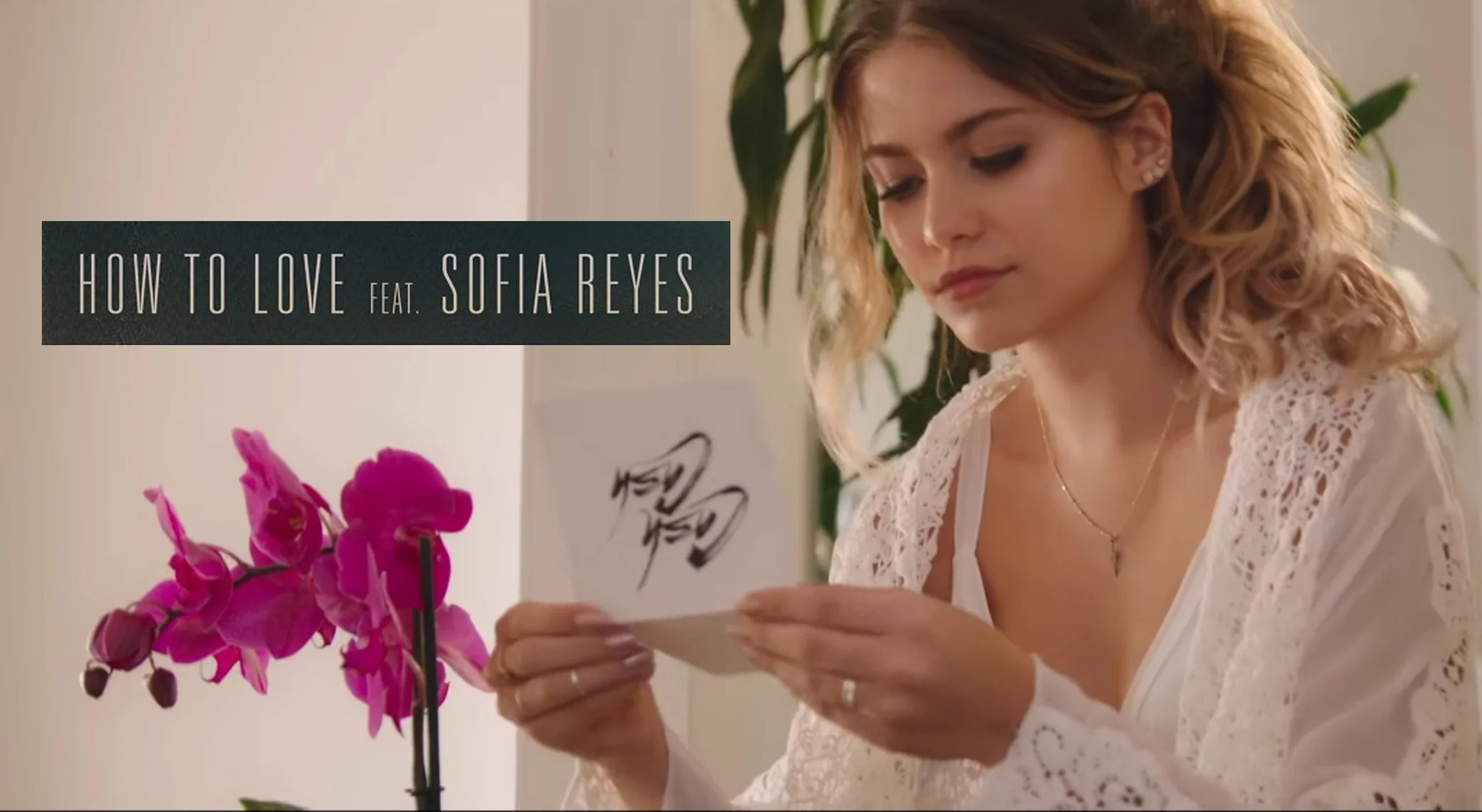 Cash Cash - How To Love ft Sofia Reyes (Official Video)