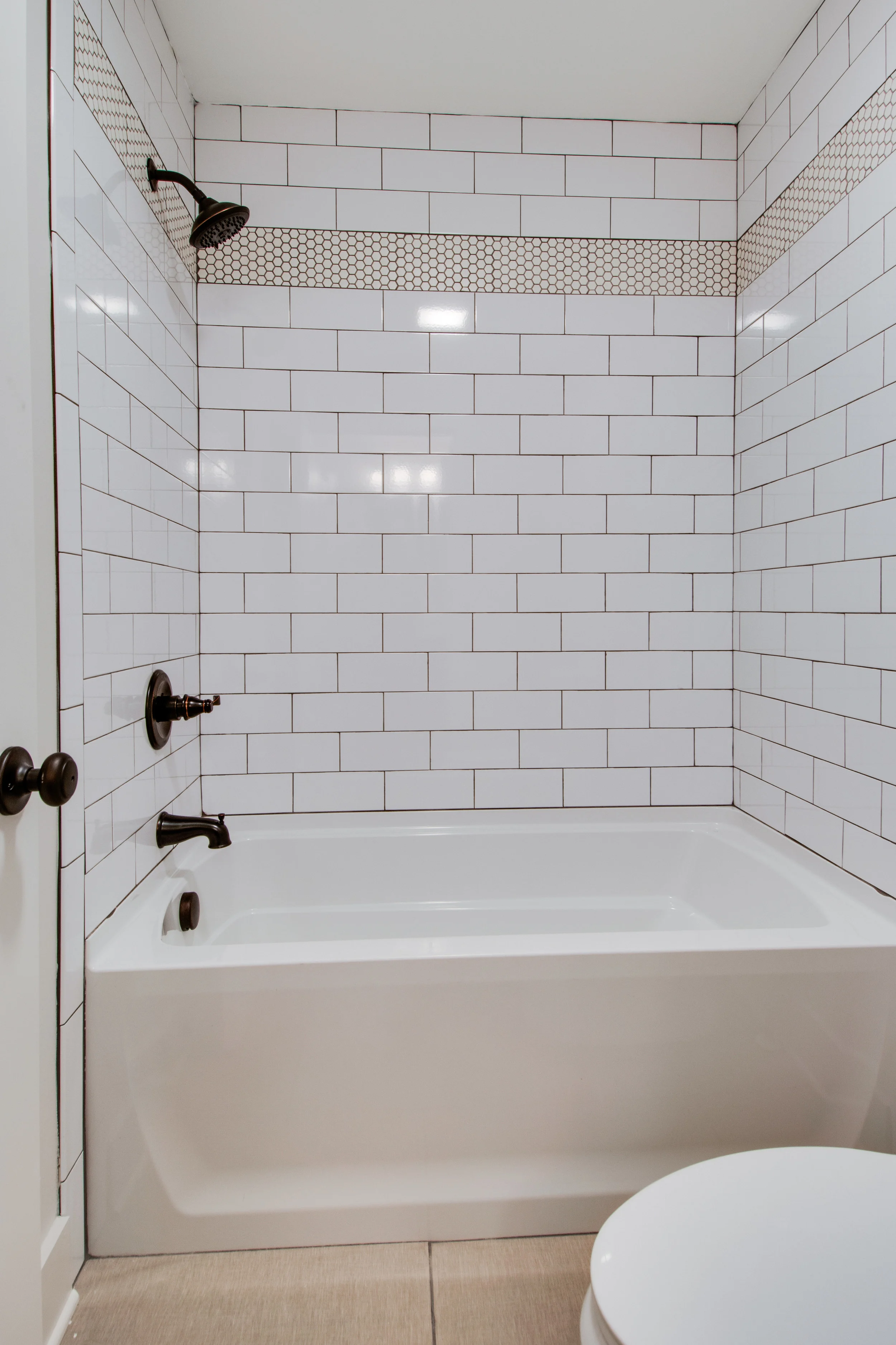 tm1605122-1030.jpg