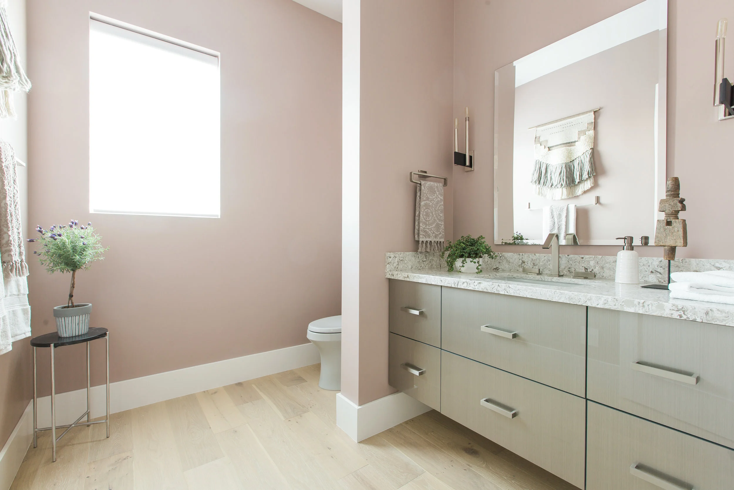 Powder room