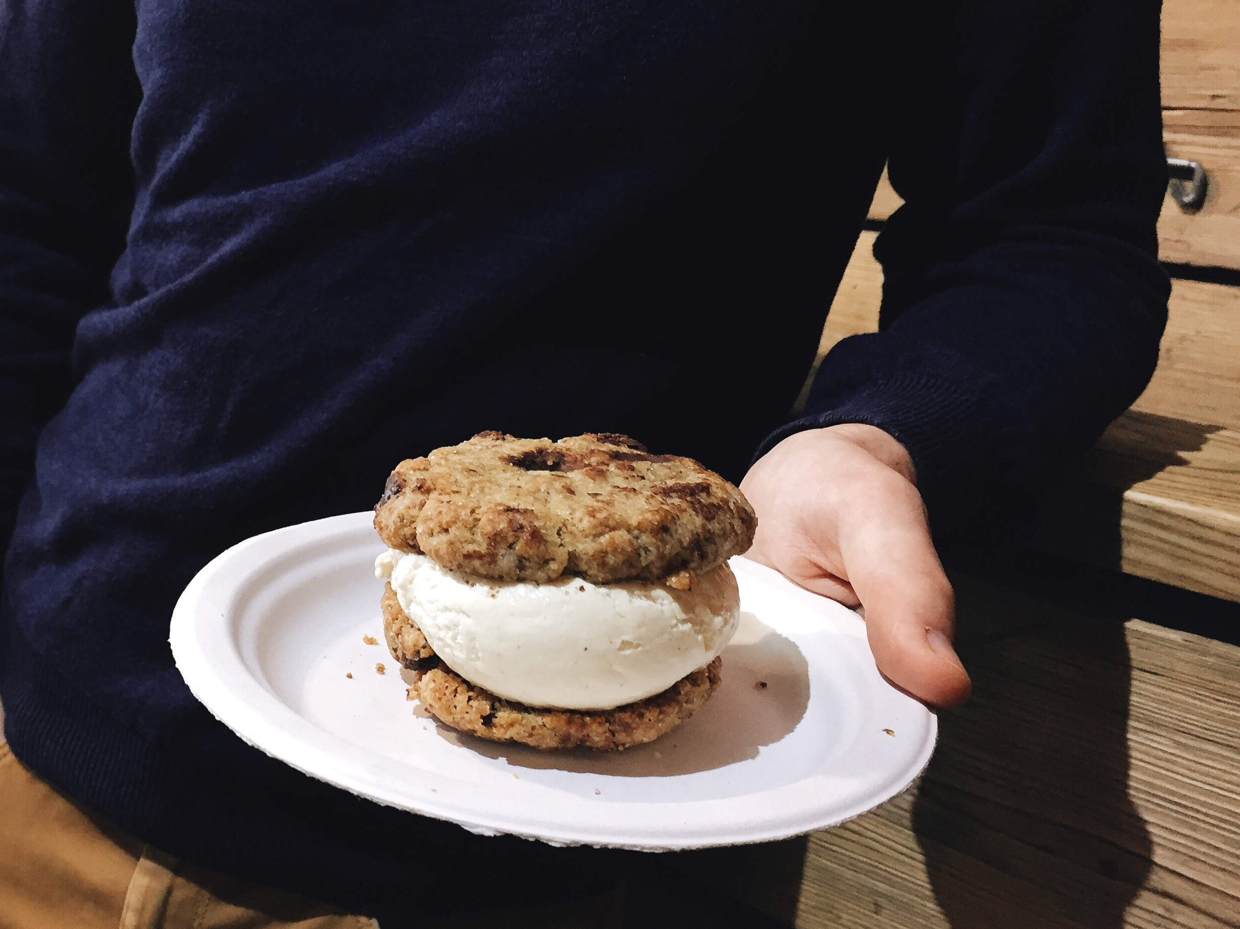 C ookies and Scream A vegan bakery making incredible ice cream sandwiches. Camden Lock Market Open Every Day