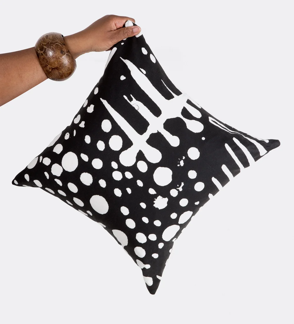 tafui-chelsea-dust- reverse_cushion.jpg