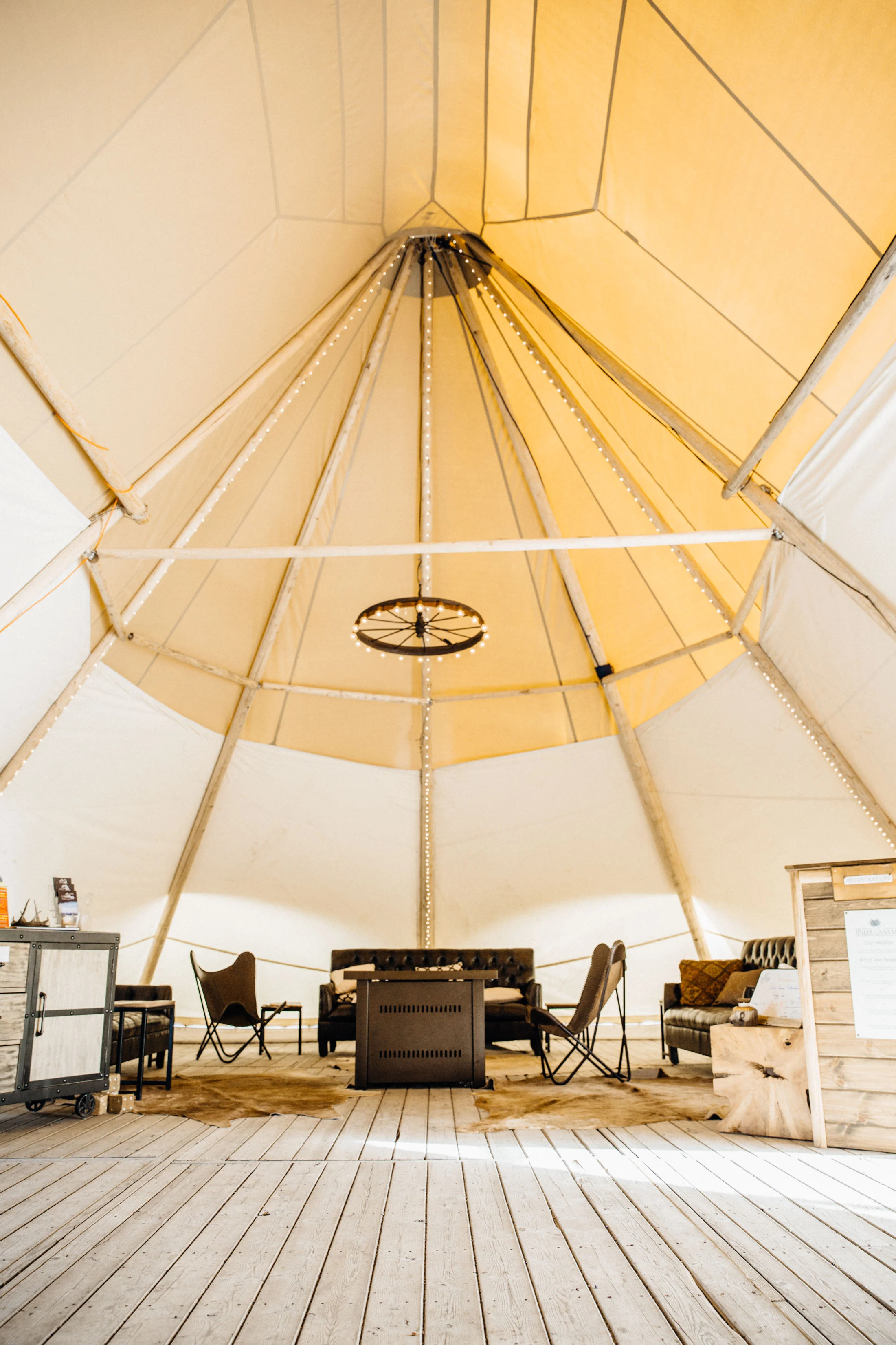 Glamping Under Canvas Yellowstone & Bar n Ranch, Montana, USA