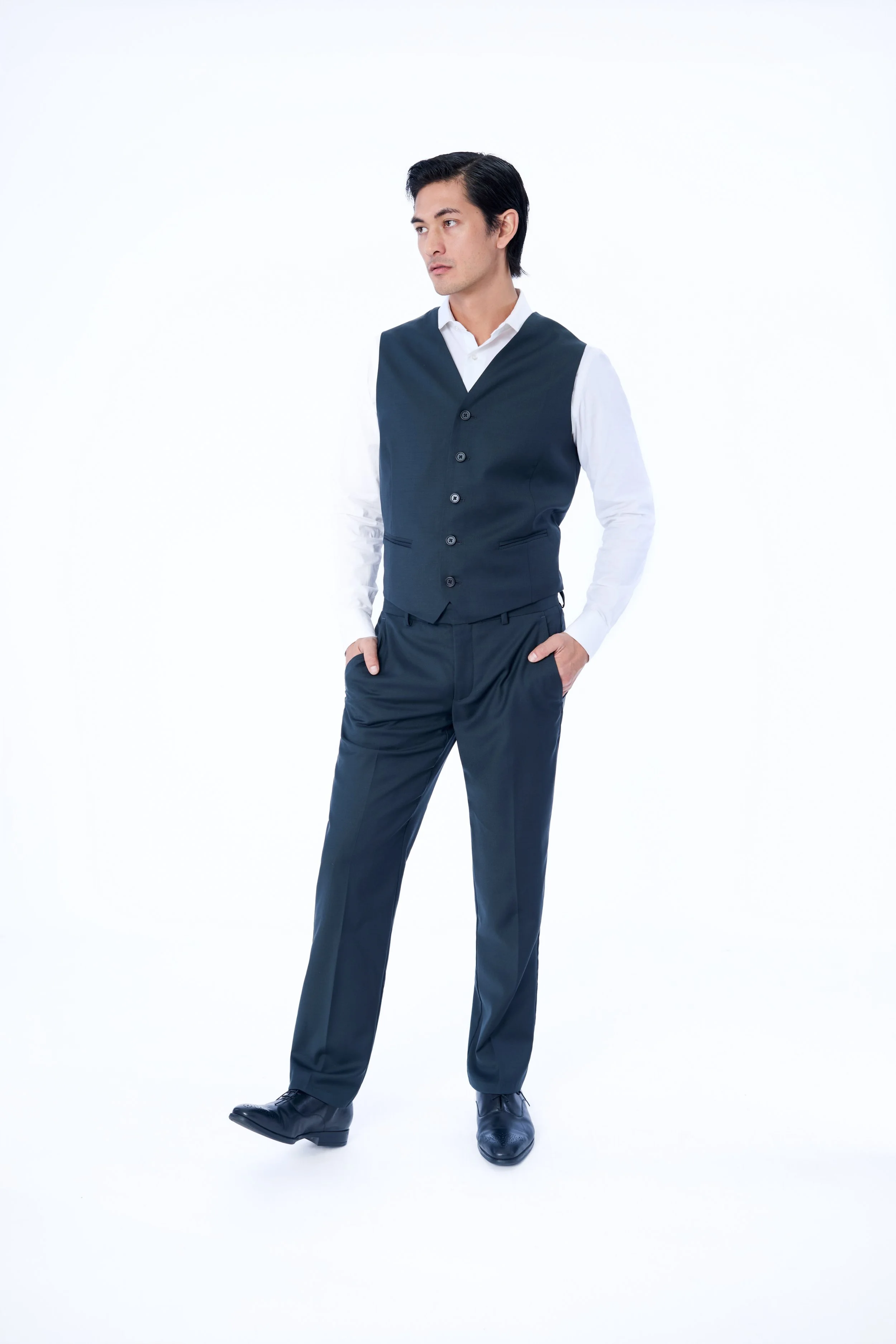 VEST 1215 / SHIRT 7011 / PANT 203