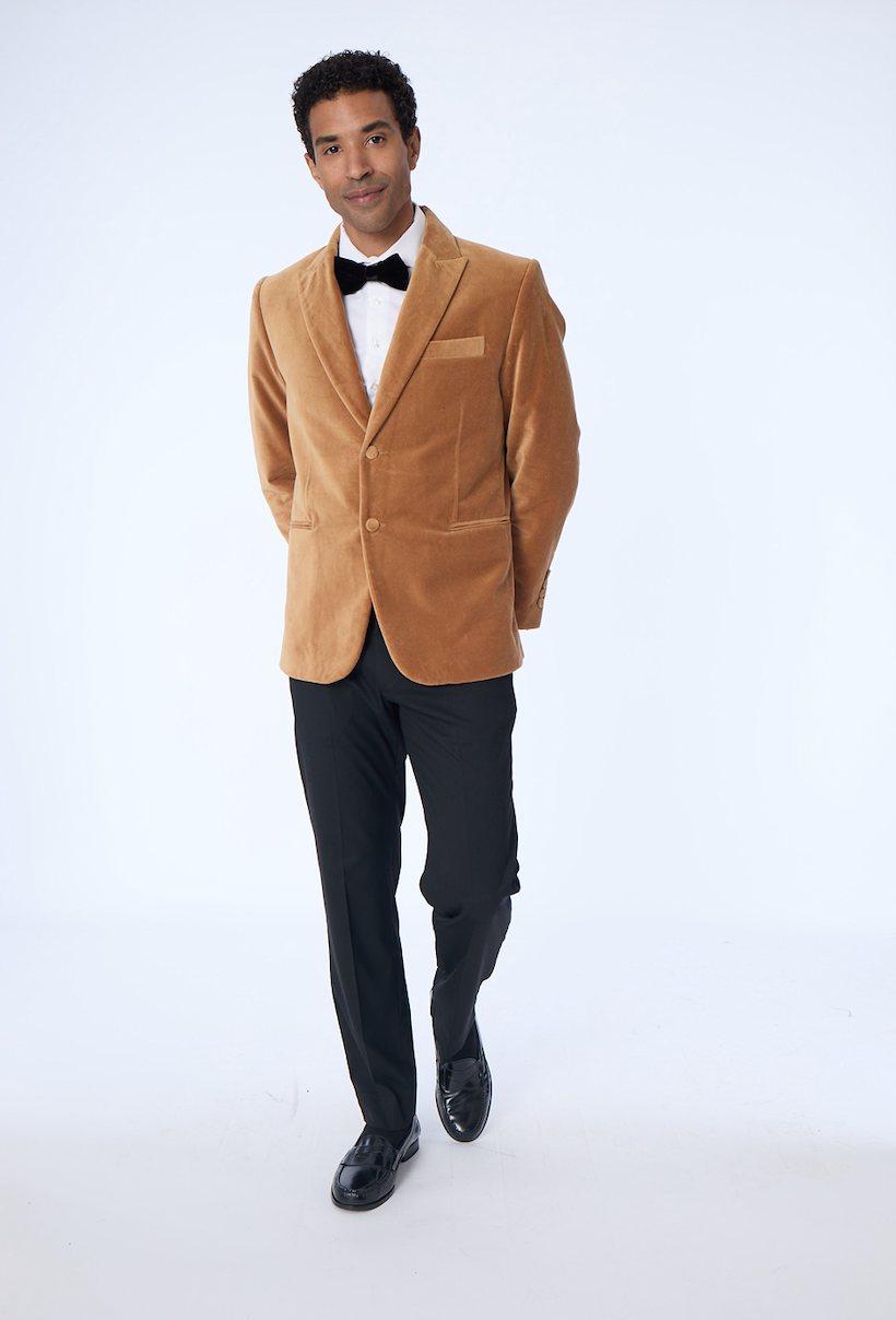 JACKET 475 / SHIRT 7011 / PANTS 297 / BOW TIE 