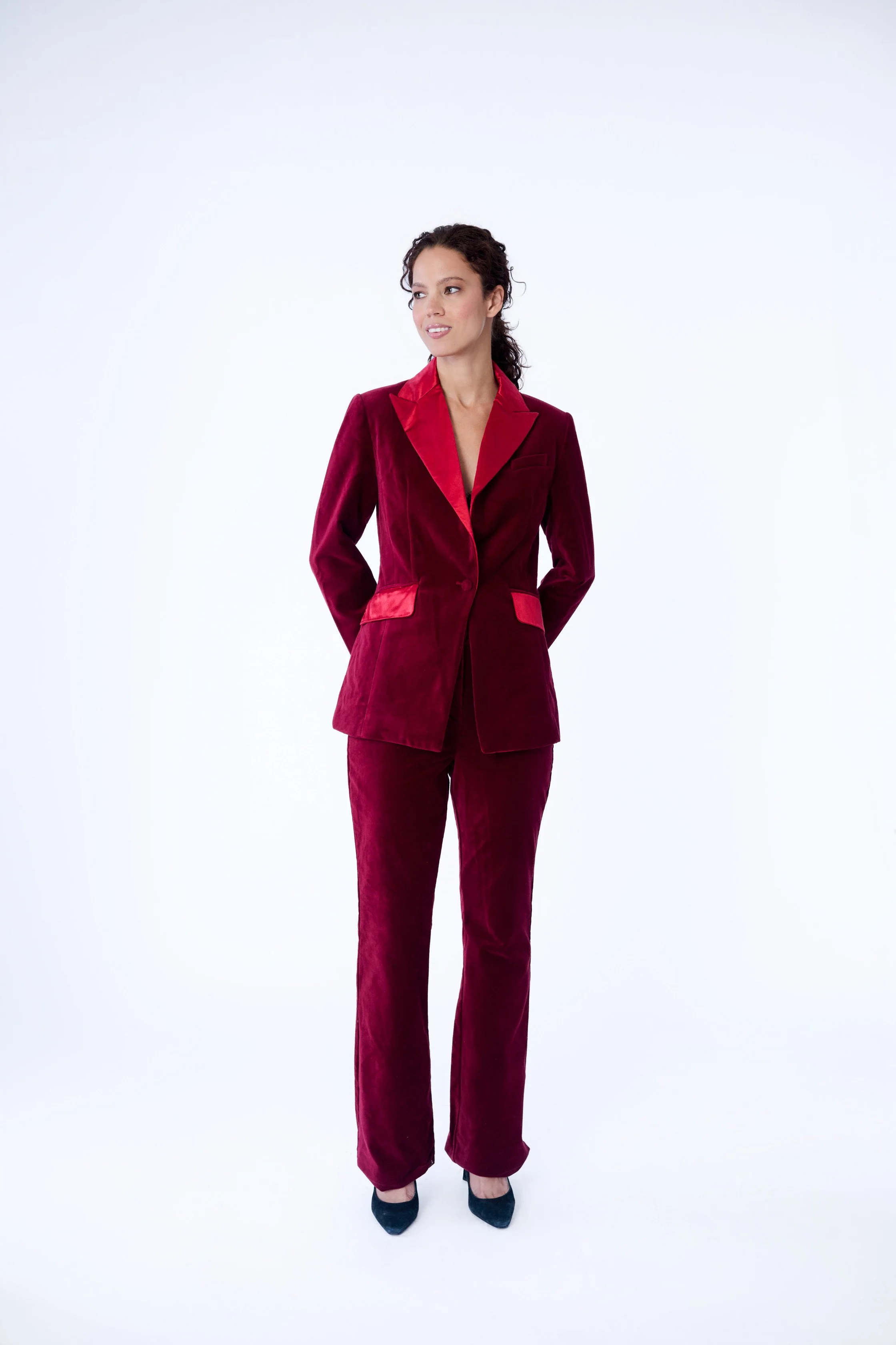 JACKET 375C / PANTS 106 