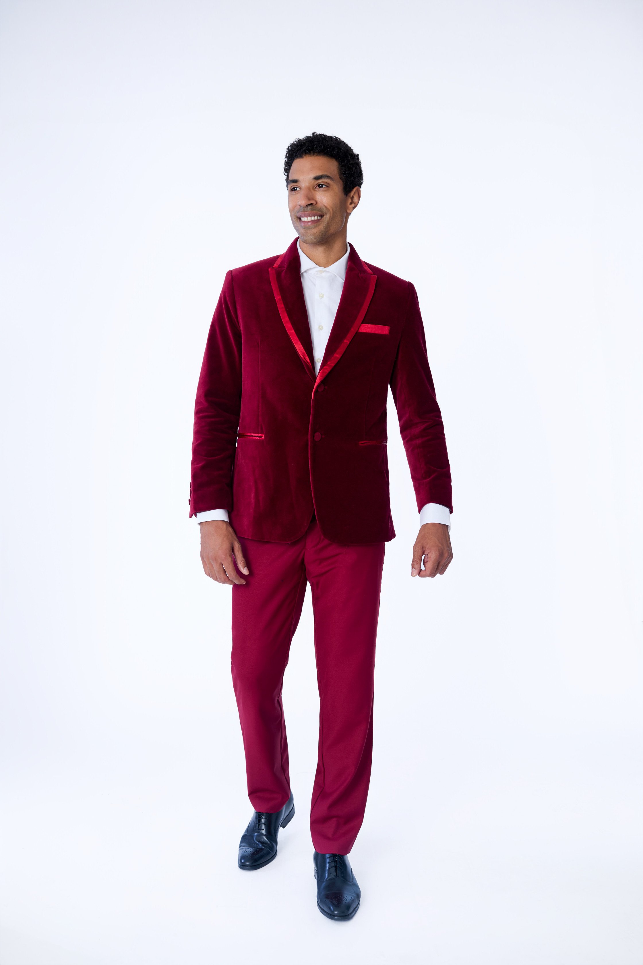 JACKET 475 / SHIRT 7011 / PANTS 297