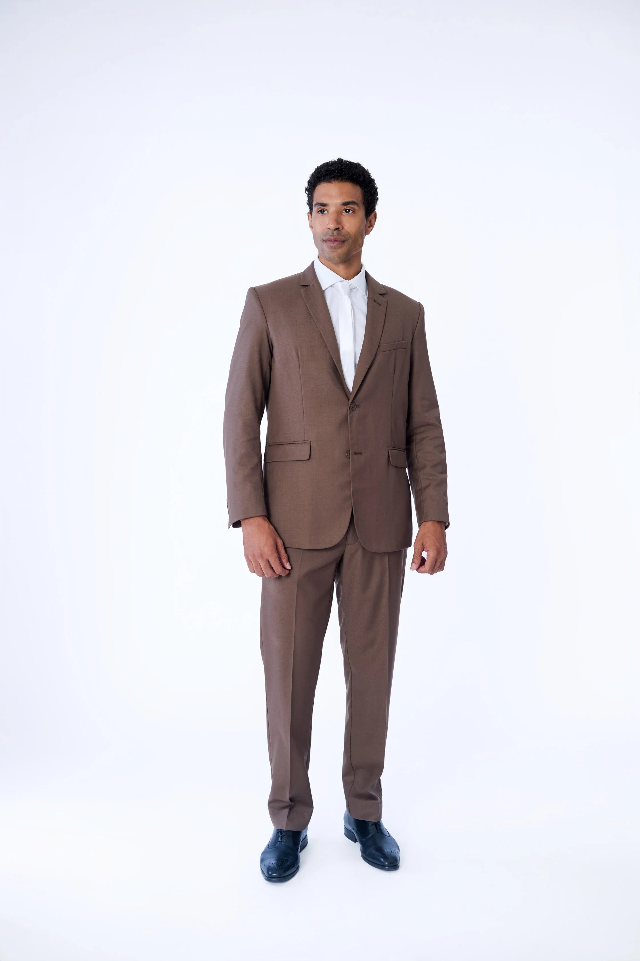 JACKET 414 / SHIRT 7011 / PANTS 297