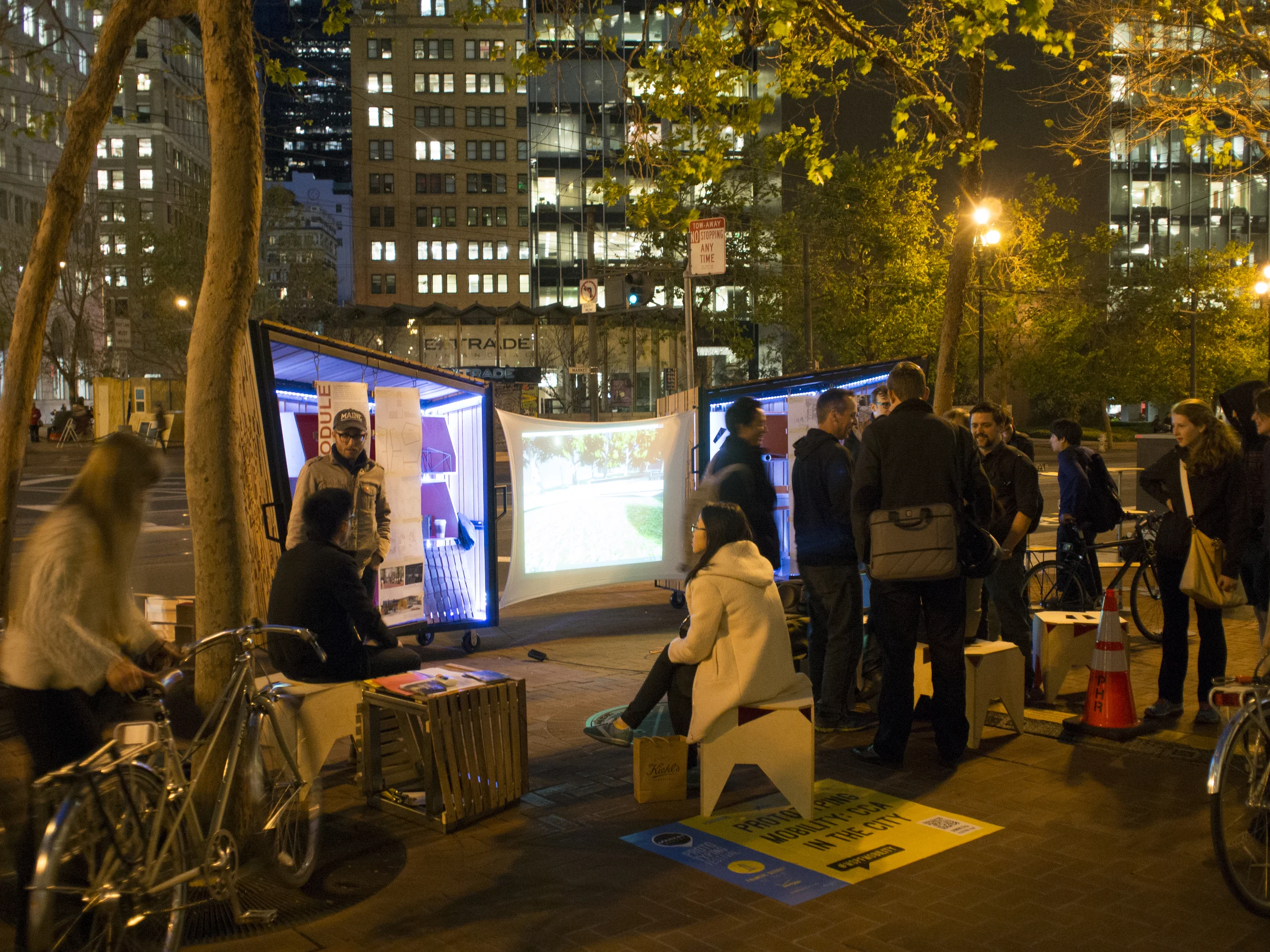 Mobile Craft Module - Night 04-by Joseph Chang.jpg