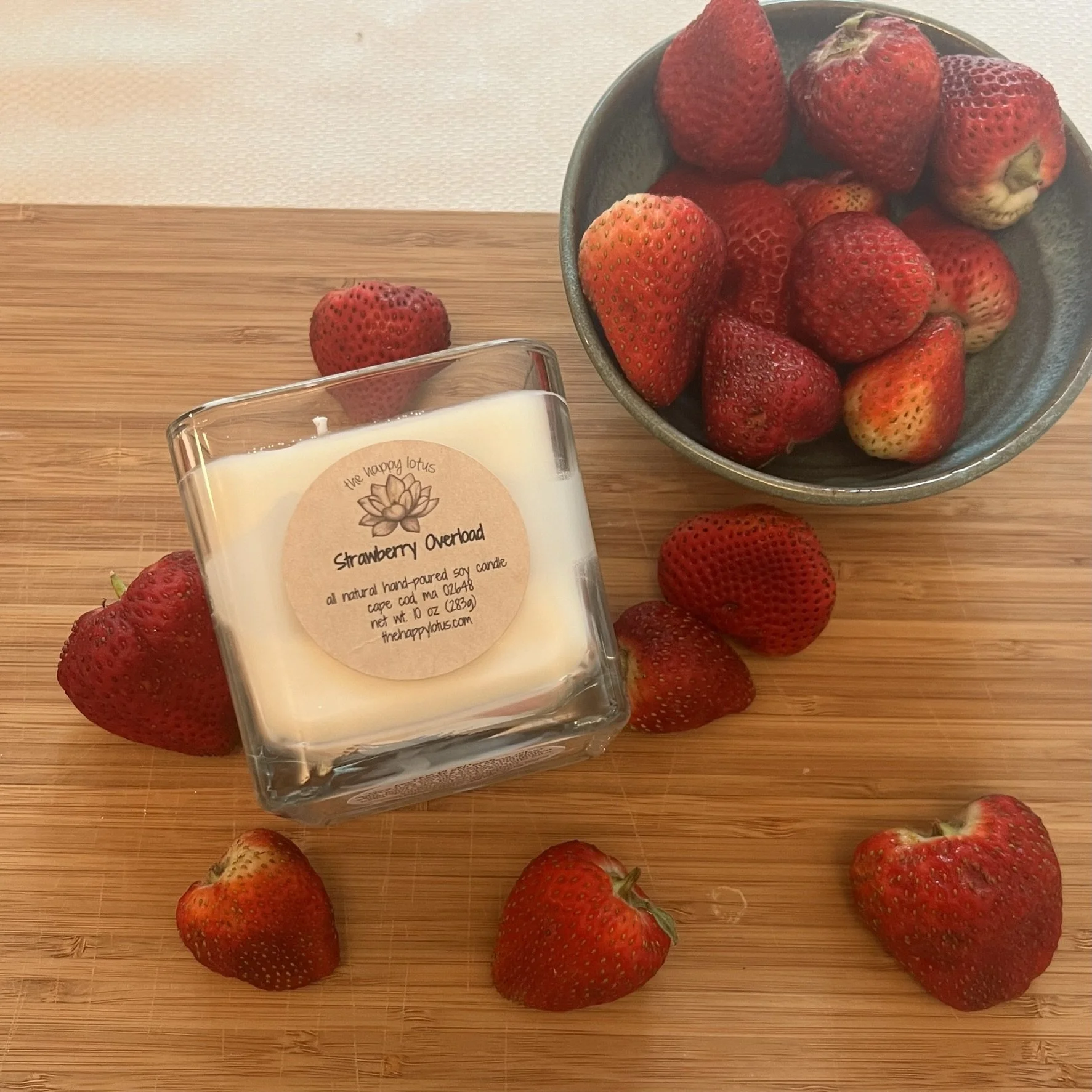 The_Happy_Lotus_Candles_Strawberry_Overload_Scent_13.jpg.jpeg