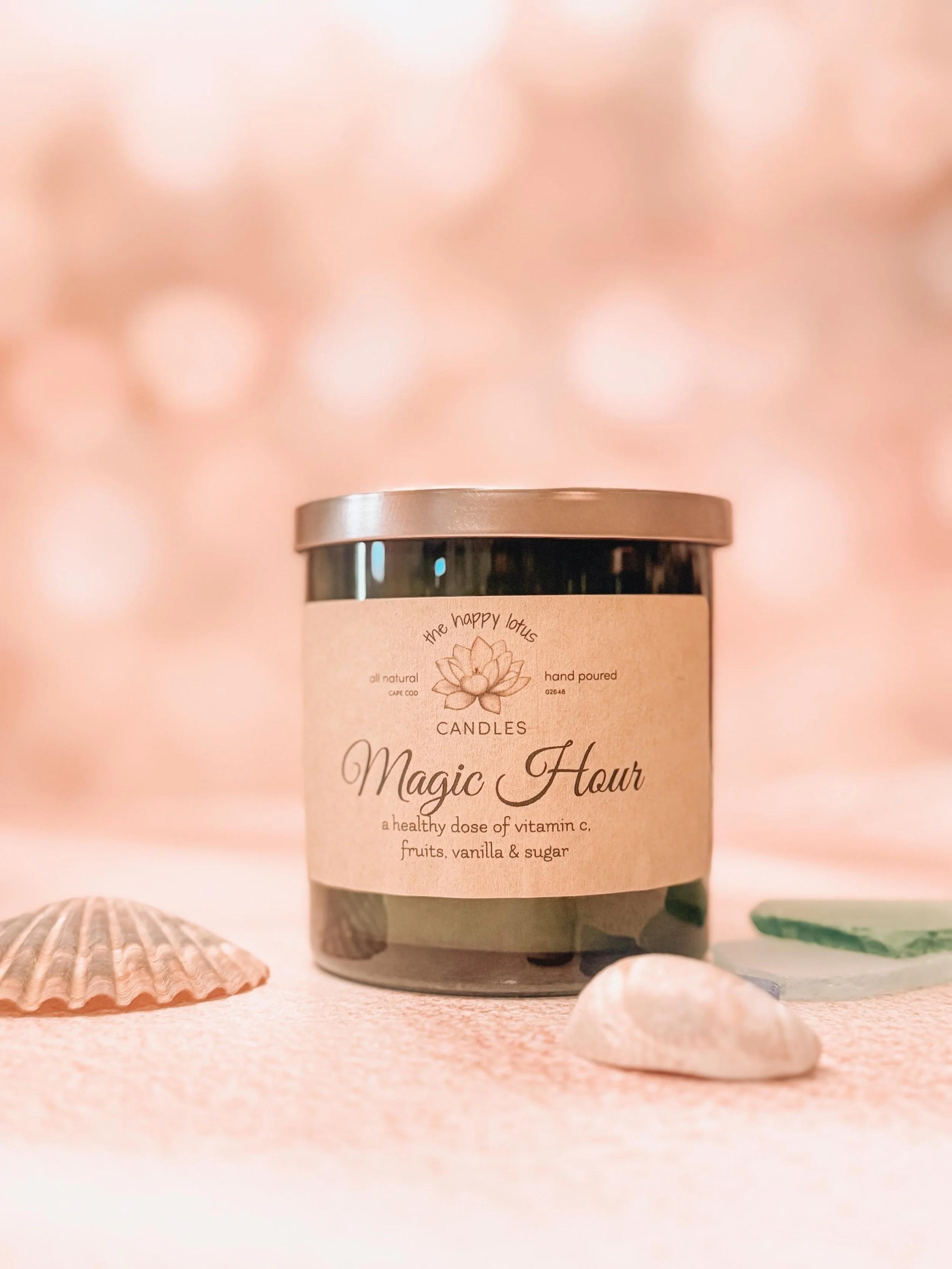 ✨ 𝗠𝗔𝗚𝗜𝗖 𝗛𝗢𝗨𝗥 𝗚𝗜𝗩𝗘𝗔𝗪𝗔𝗬 ✨ Win a 9oz green tumbler in one of my new scents, 𝗠𝗮𝗴𝗶𝗰 𝗛𝗼𝘂𝗿! The scent 🪄 𝘔𝘢𝘨𝘪𝘤 𝘏𝘰𝘶𝘳 🪄 is a cherry‑red sunset with a sugar‑sweet breeze; bright, sparkly, and a little bit magical.⁣
⁣
𝗧𝗼 𝗘