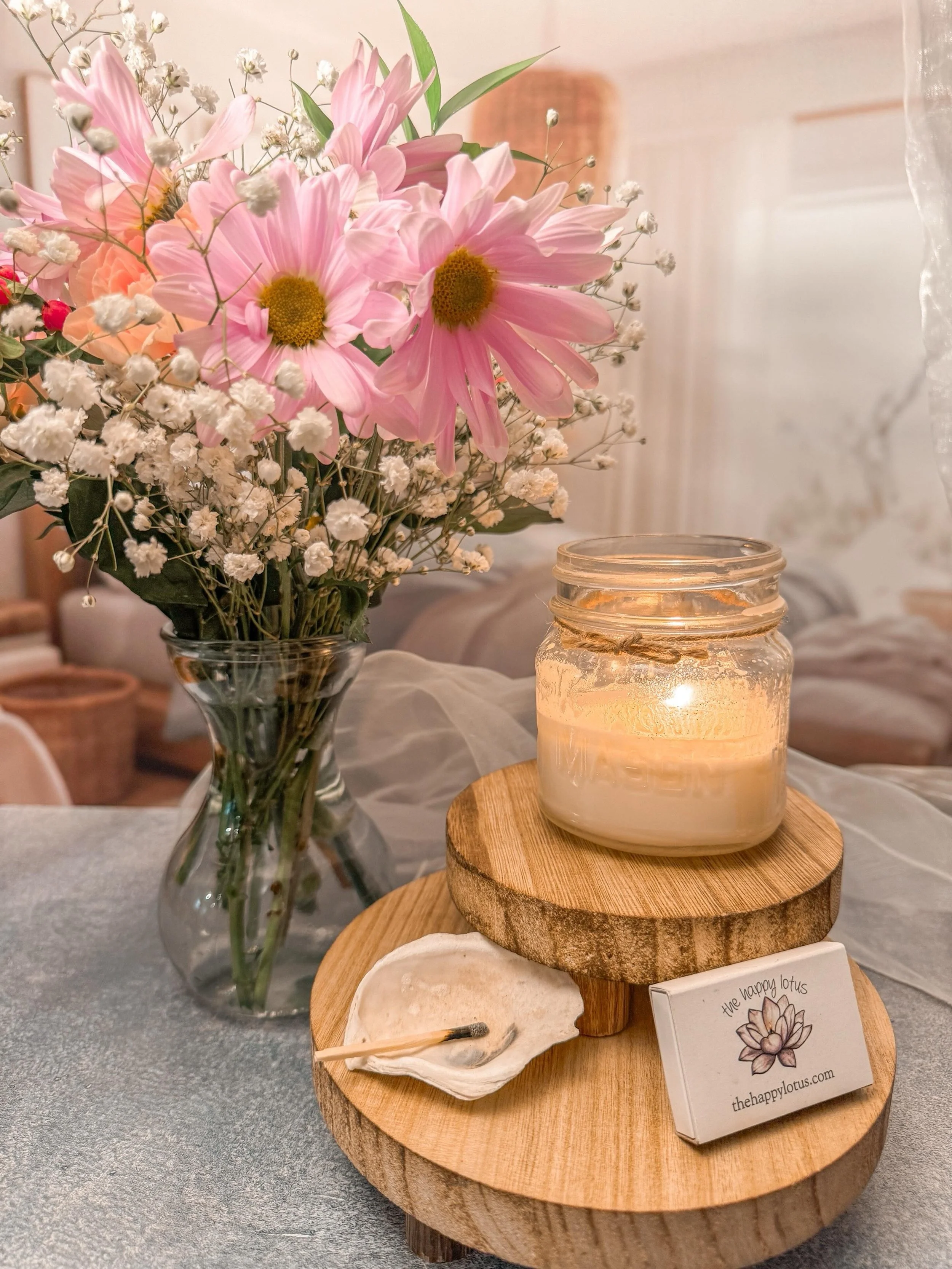 🎵 𝗛𝗲𝘆 𝗝𝘂𝗻𝗲 🎵⁣
Hey June,⁣
Don&rsquo;t be so cold.⁣
Bring those temps up &amp; make it better. ⁣
Remember cold temps are for the past,⁣
And we all want it to be warmer.⁣
😜 ⁣
#thehappylotuscandles #heyjune #capecodcandles #mondayenergy⁣