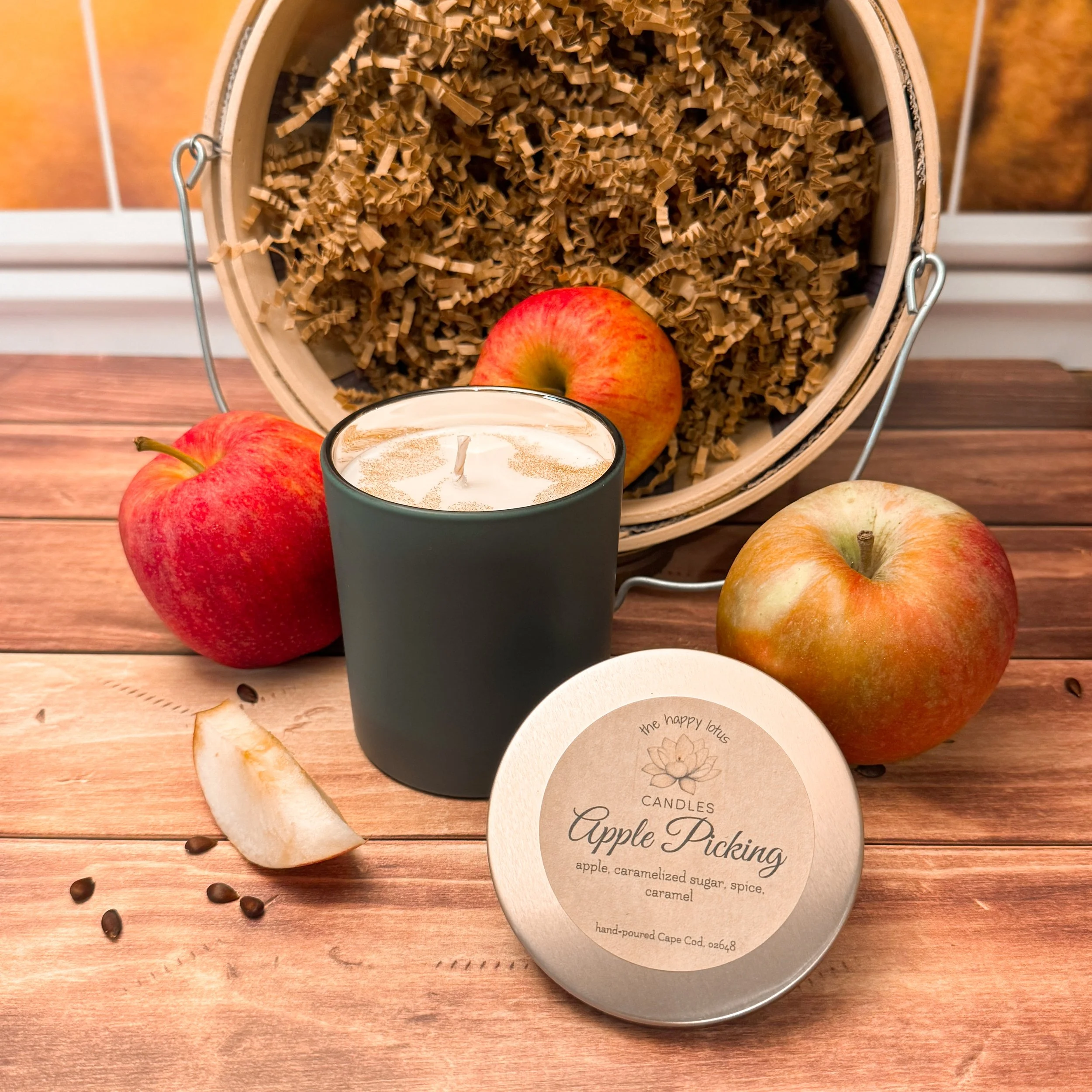 The_Happy_Lotus_Candles_Apple_Picking_26_4.jpg.jpg
