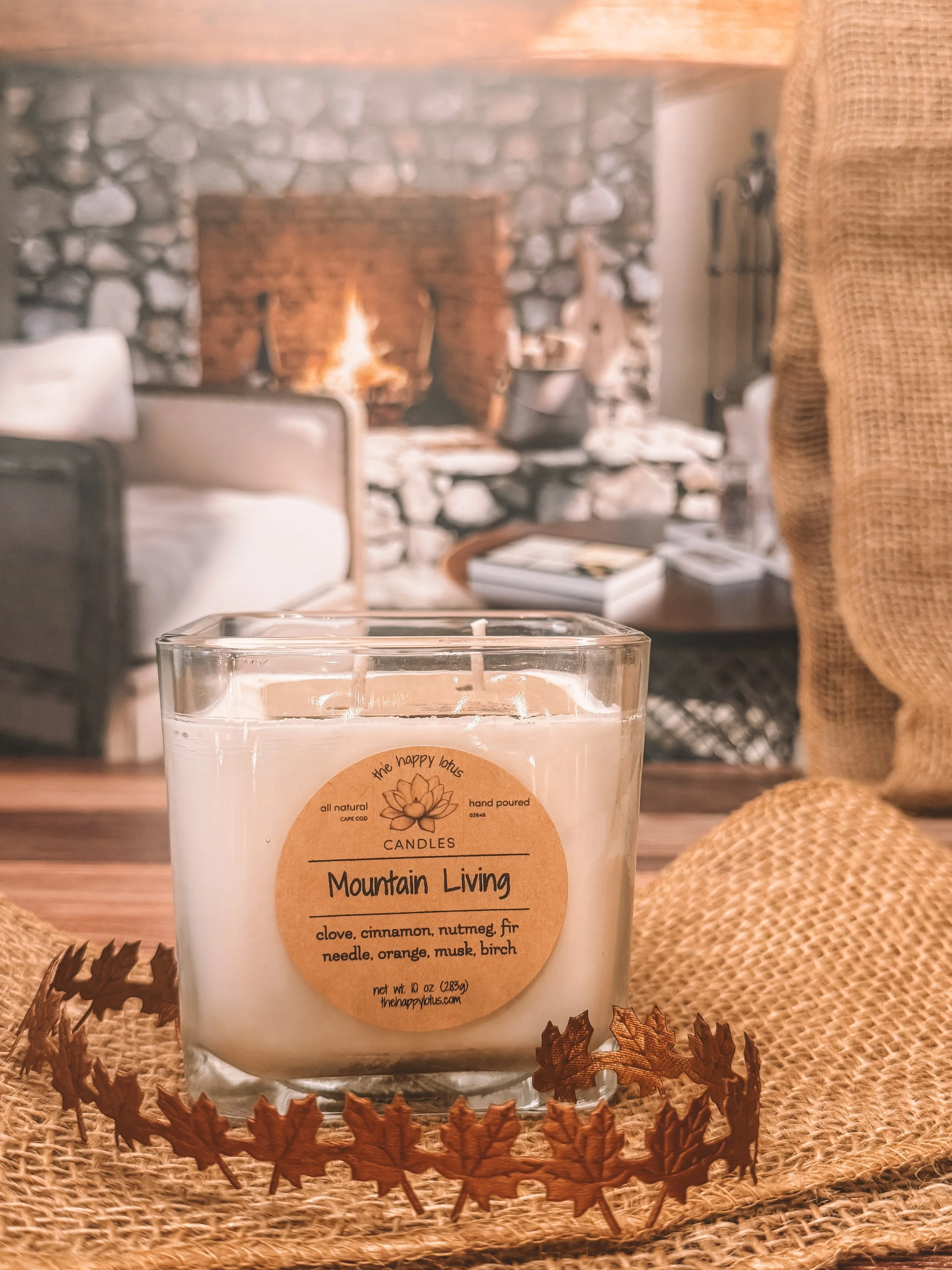 The_Happy_Lotus_Candles_Mountain_Living_Scent_9.jpg.JPG