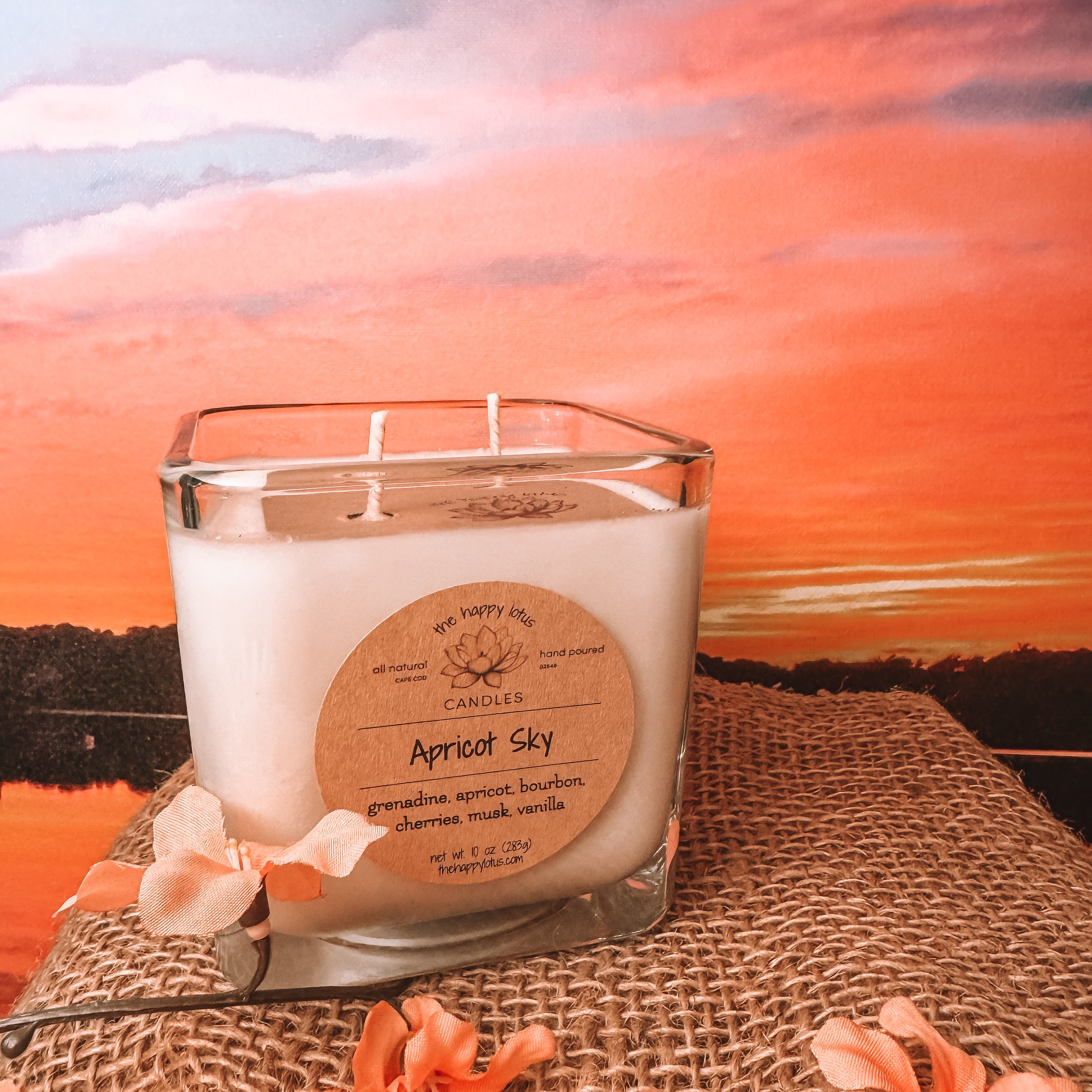The_Happy_Lotus_Candles_Apricot_Sky_Scent_7.jpg.jpg