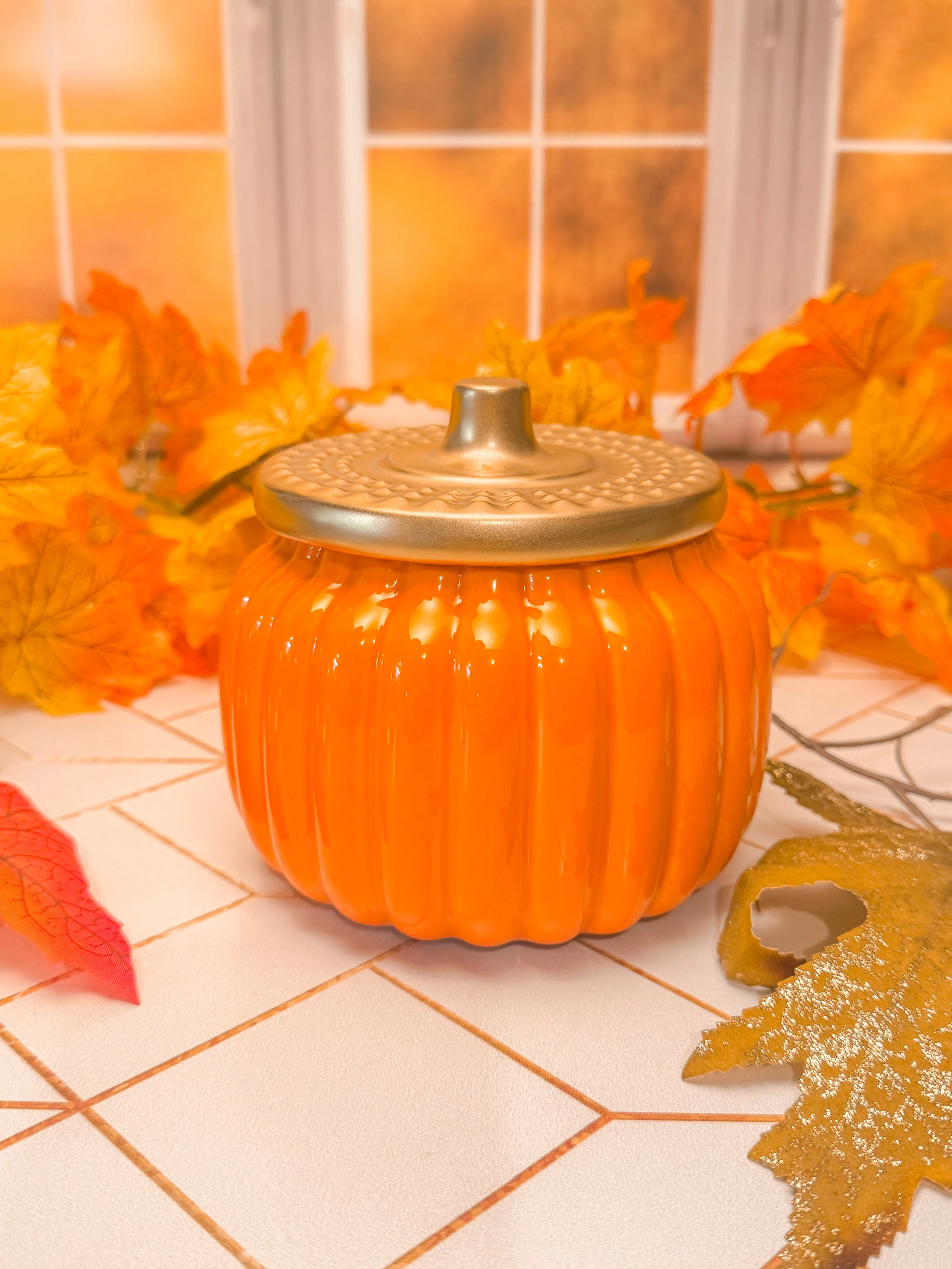 The_Happy_Lotus_Candles_Ceramic_Pumpkin_1.jpg.JPG