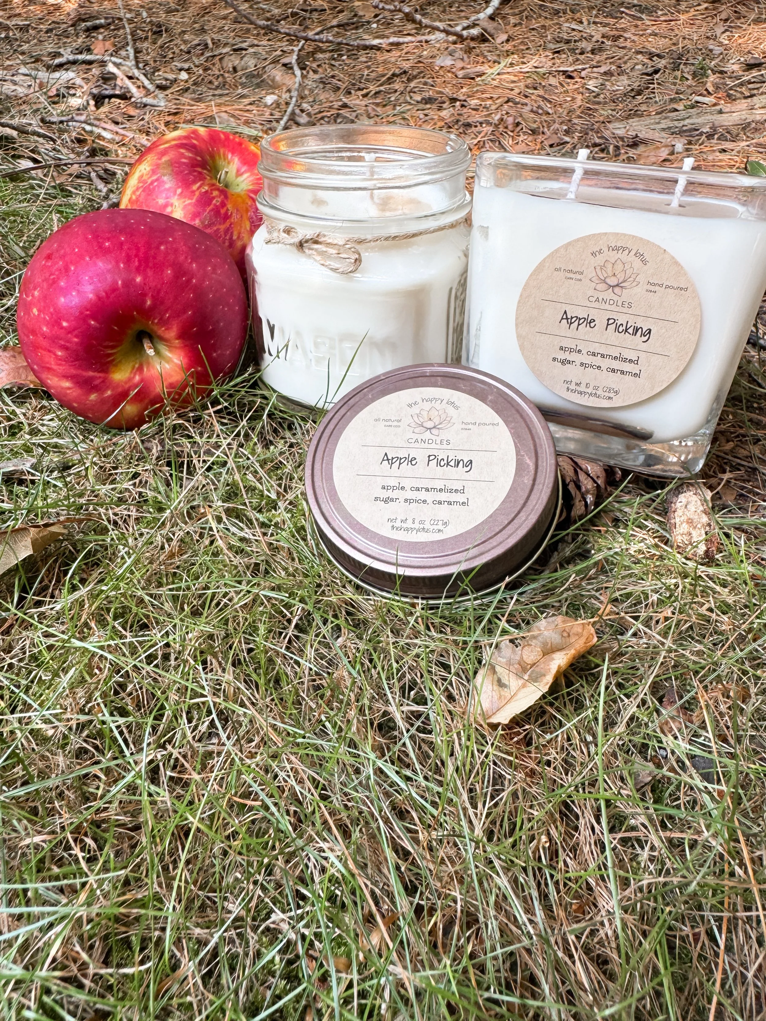 The_Happy_Lotus_Candles_Apple_Picking_Scent_2.jpg.JPEG