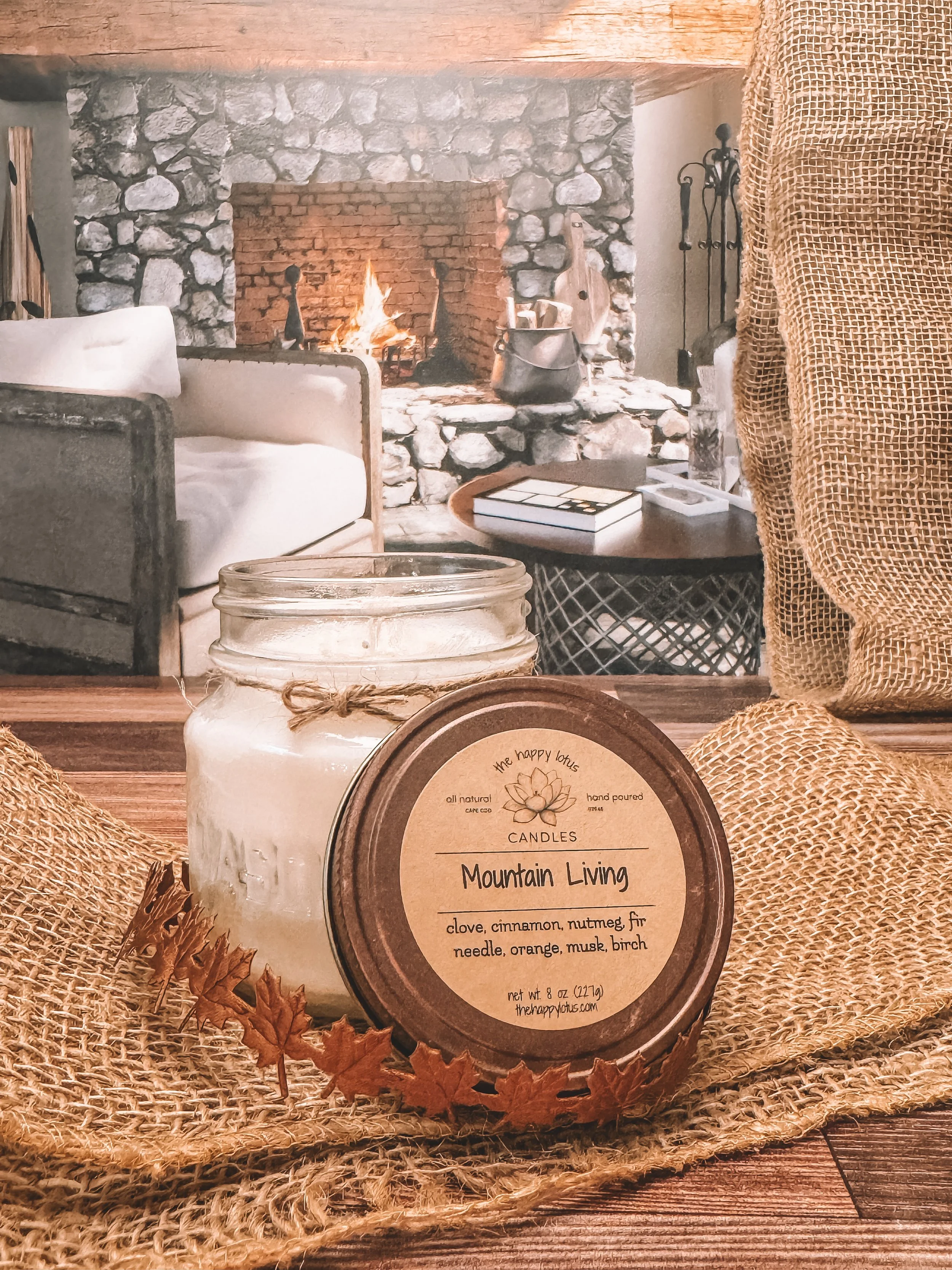 The_Happy_Lotus_Candles_Mountain_Living_Scent_11.jpg.JPG