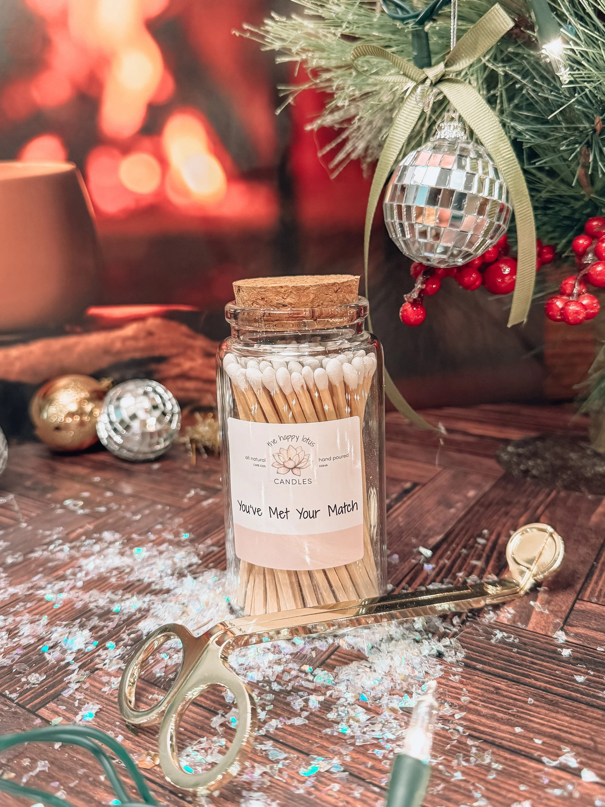 The_Happy_Lotus_Candles_Wooden_Matches_5.jpg.JPG