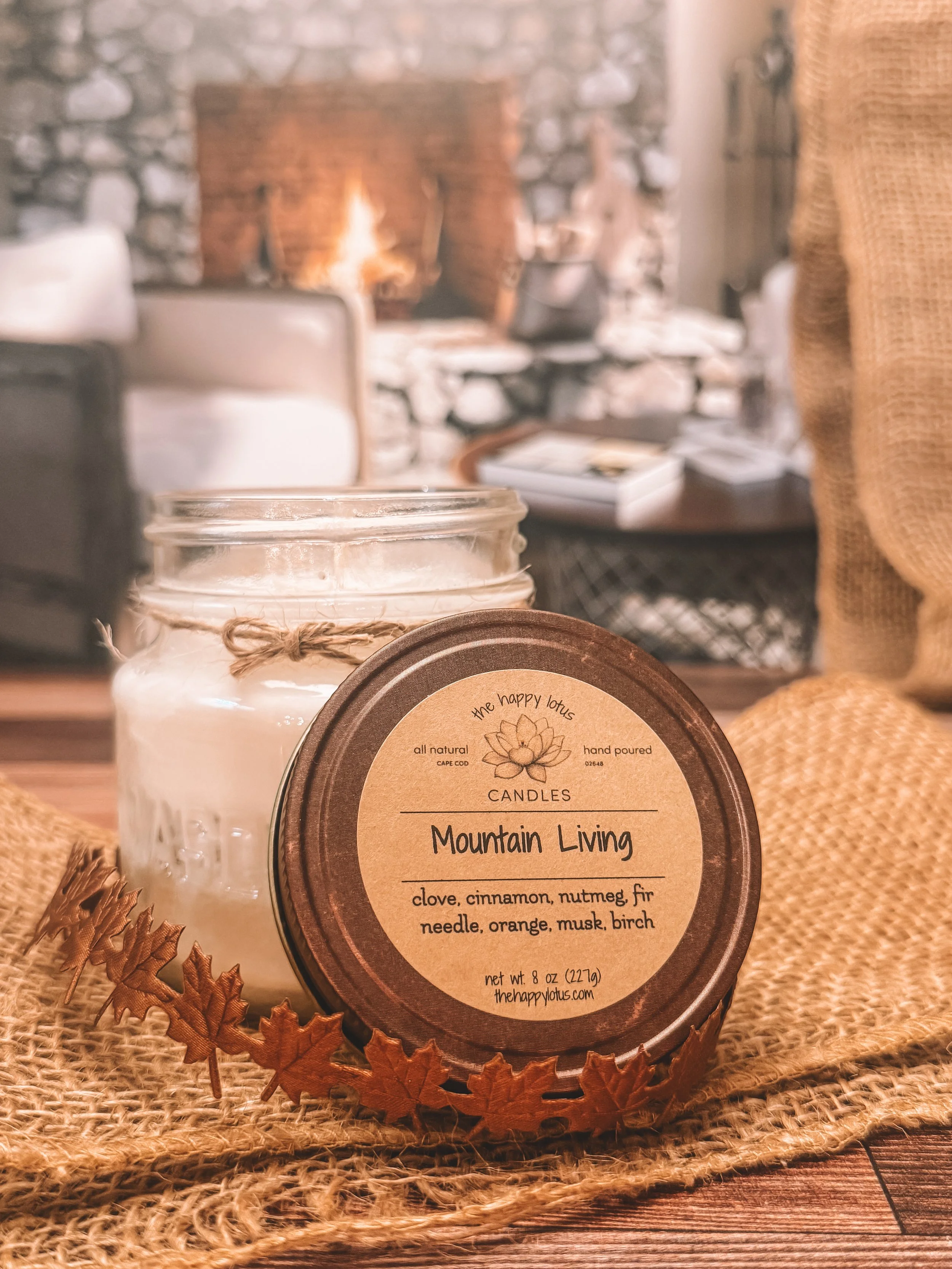 The_Happy_Lotus_Candles_Mountain_Living_Scent_10.jpg.JPG