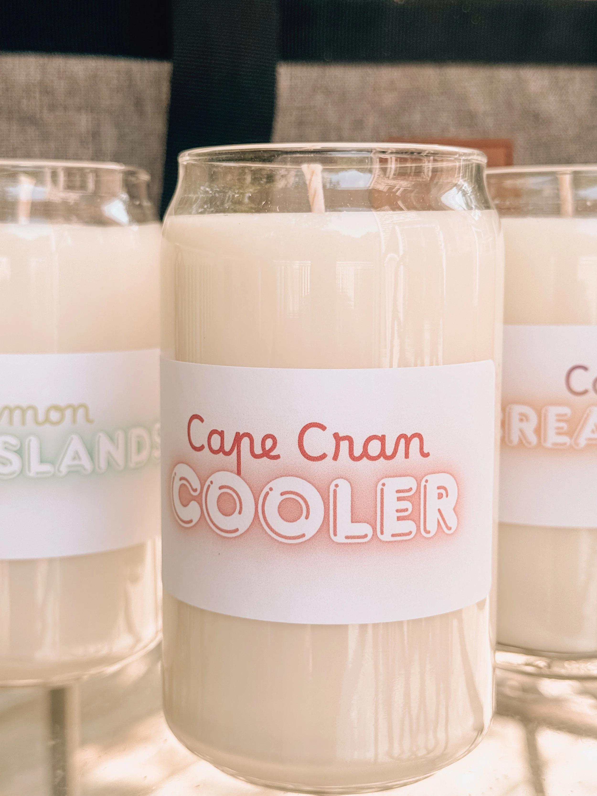 The_Happy_Lotus_Candles_Pour_A_Pint_Cape_Cran_Cooler_1.jpg.JPG