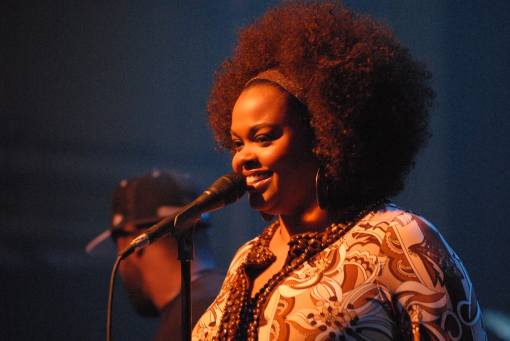 Jill Scott, one of many whose leaked photos have been shrugged at by the media