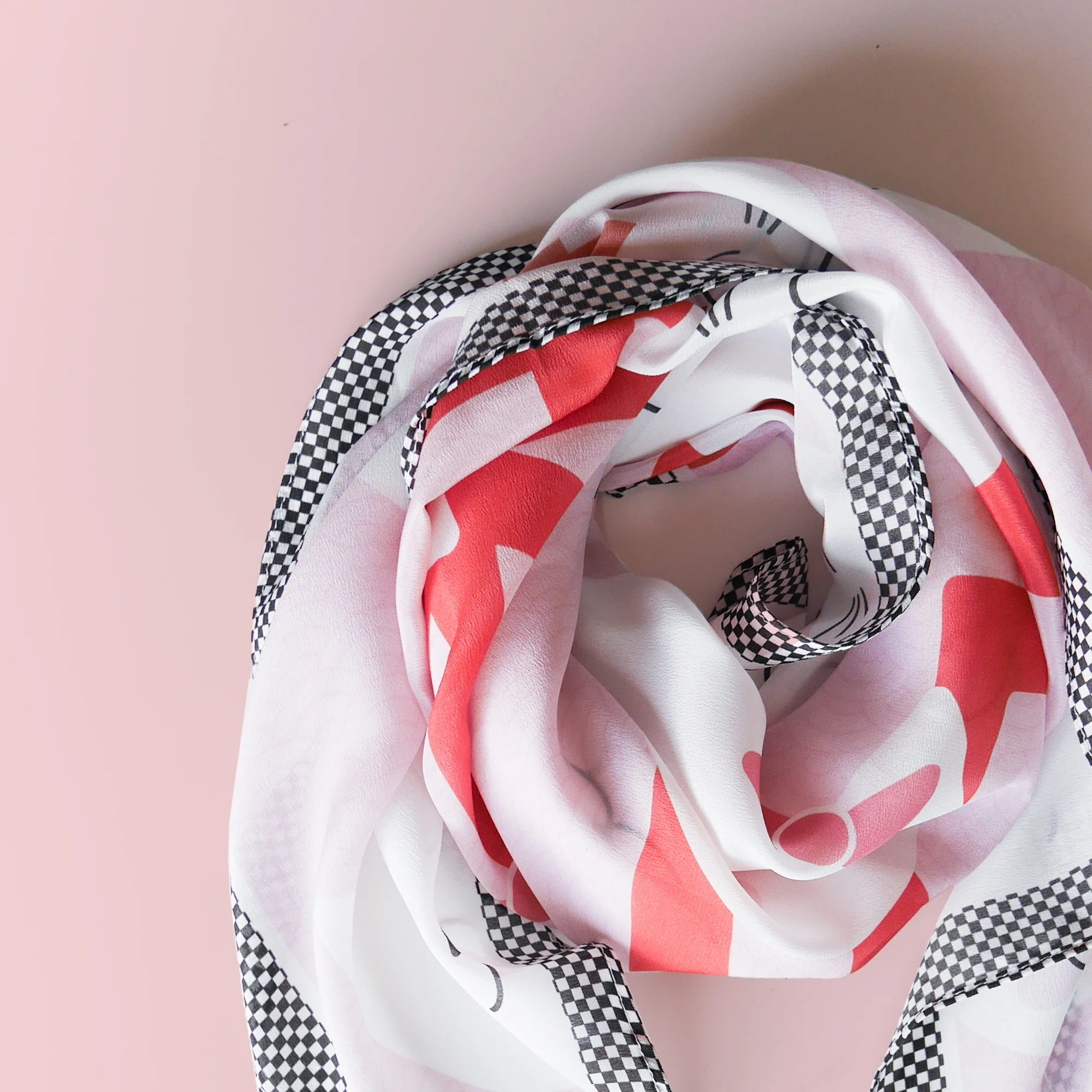 Kawaii_4_Scarf_Roll_1.jpg