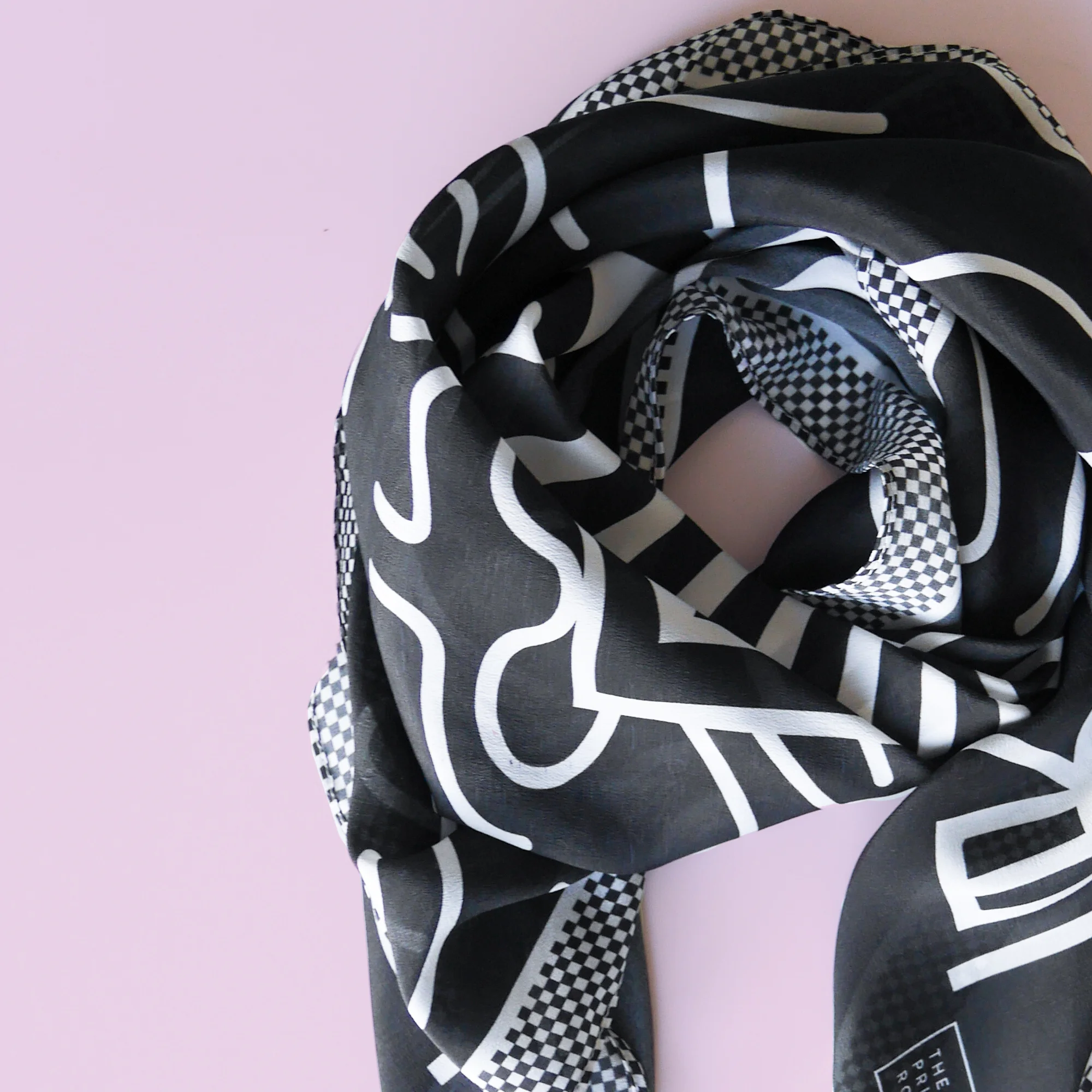 Dragon_4_Scarf_Roll_2.jpg