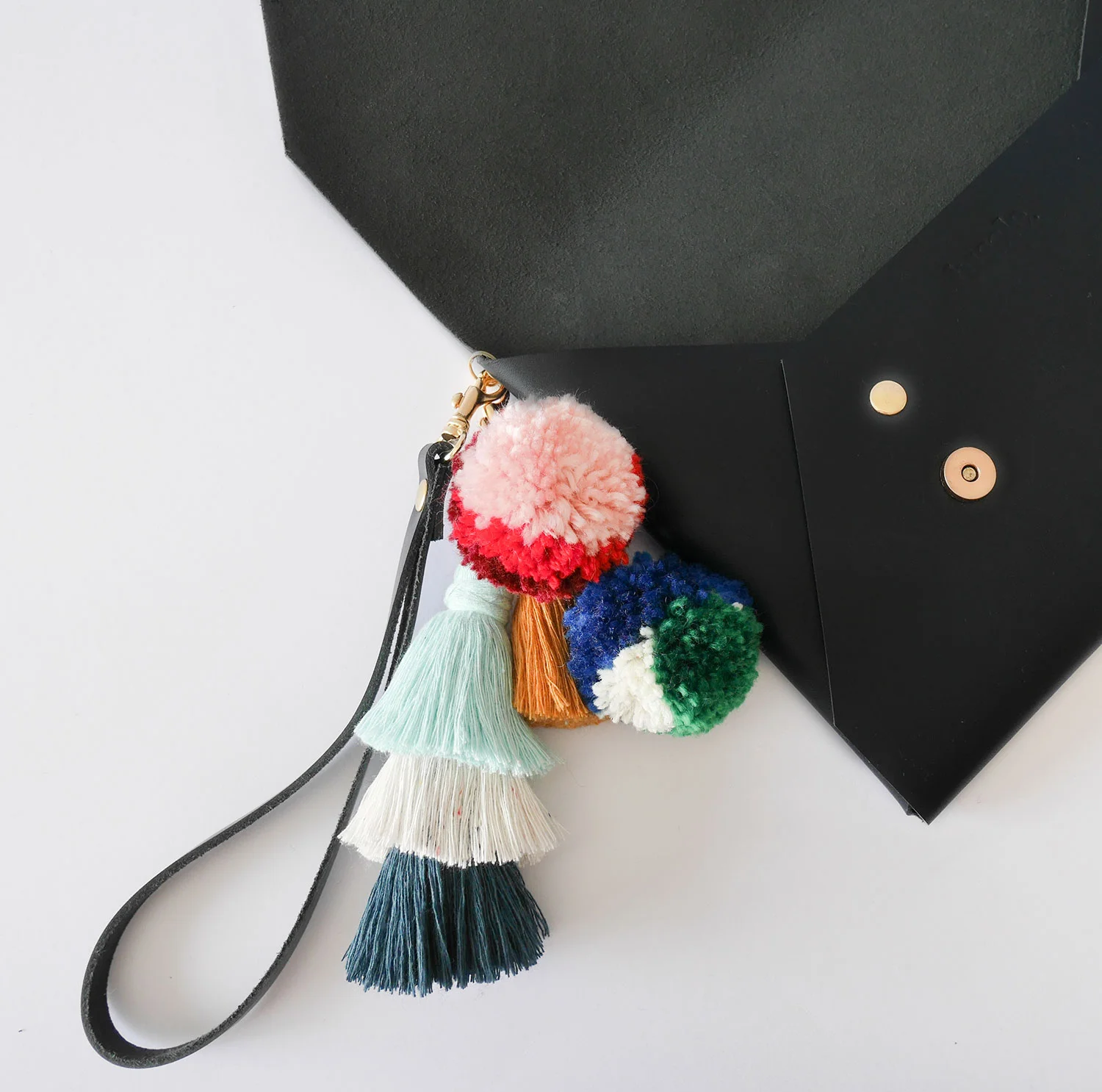 HUS_Leather_Clutch_Black_Tassel_2.jpg
