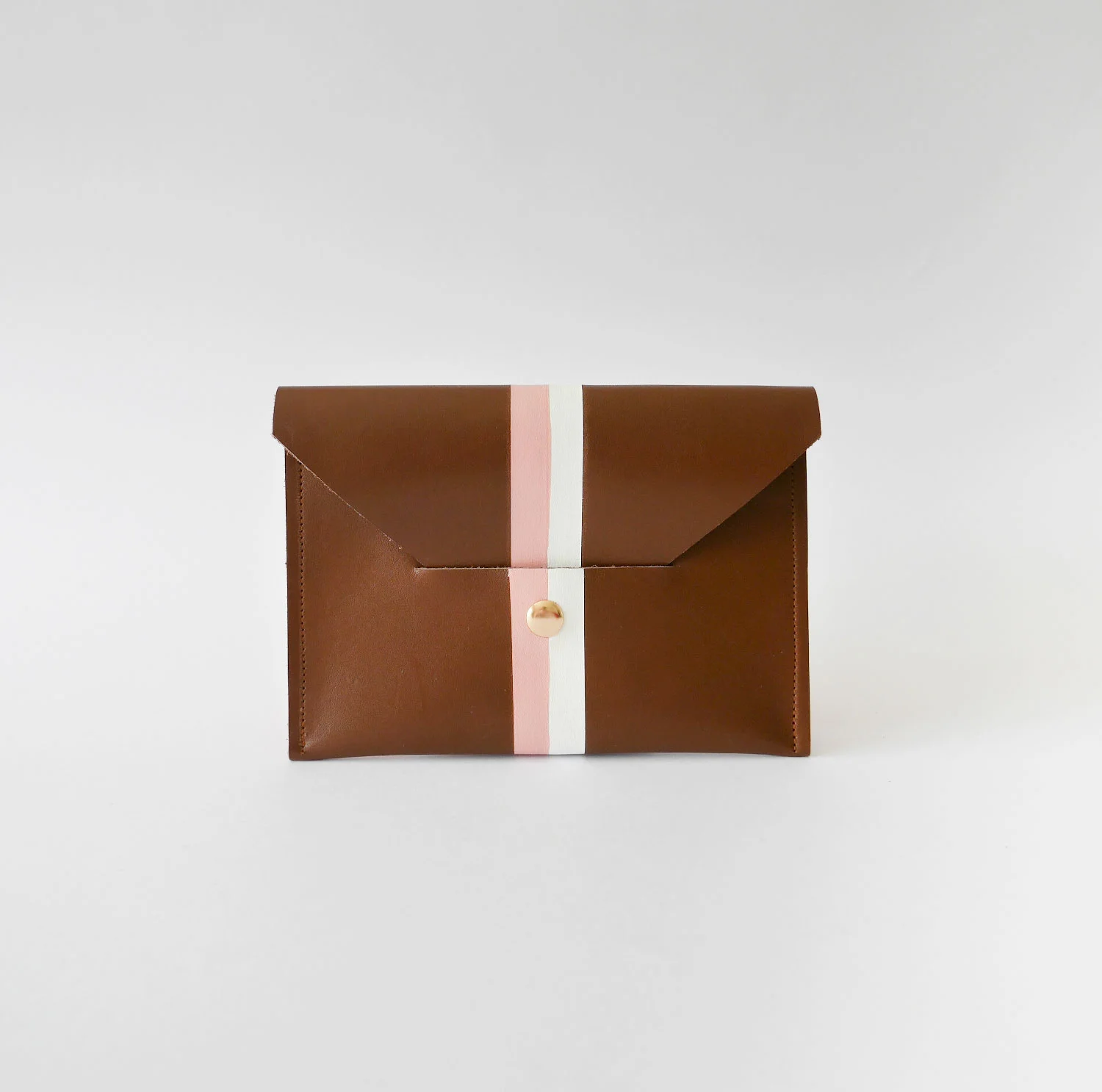 HUS_Leather_Travel_Brown_Pink.jpg