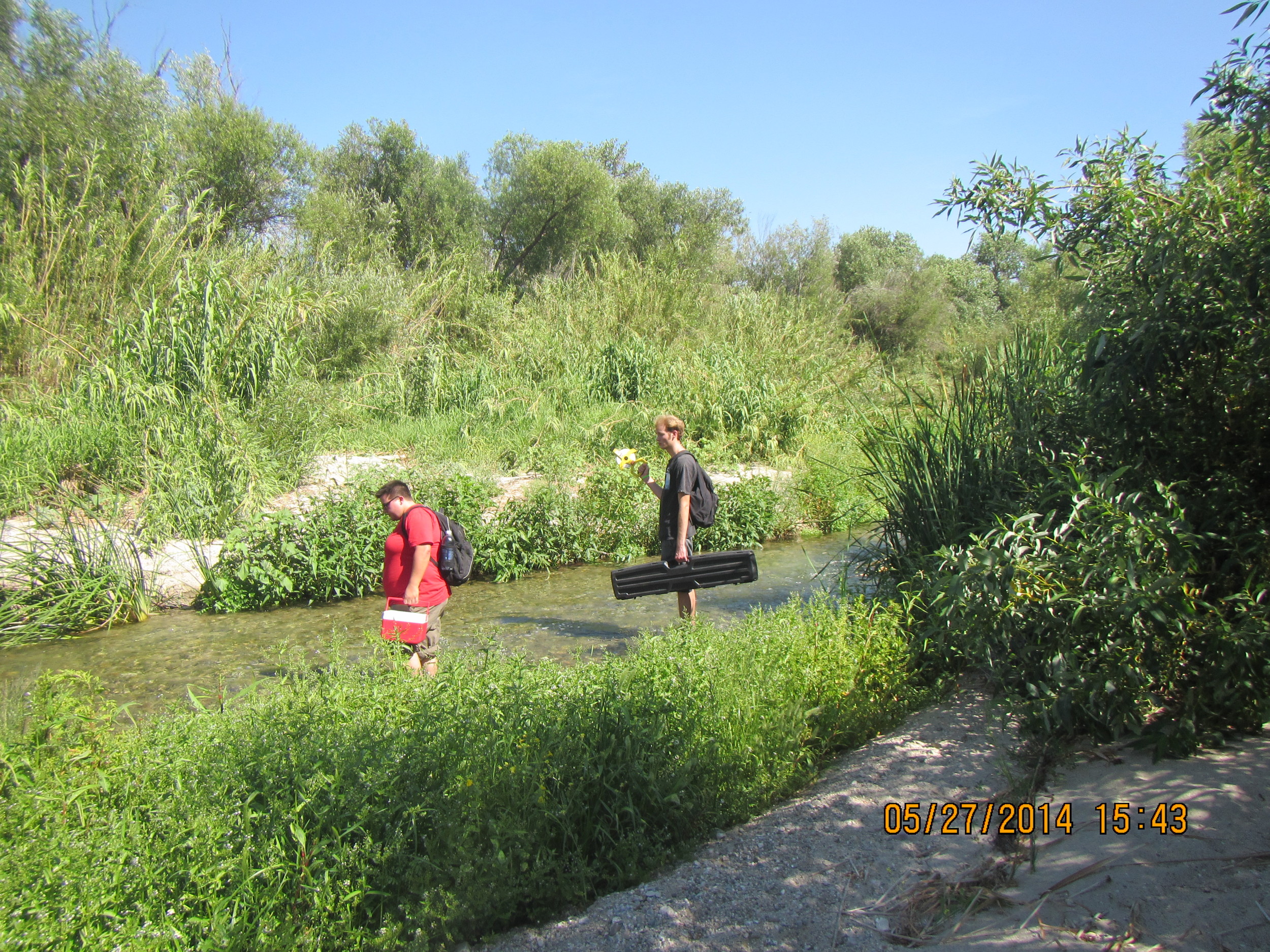 CSUCI Watershed Monitoring and Protection interns on a Santa Clara River Water Quality Monitoring expedition