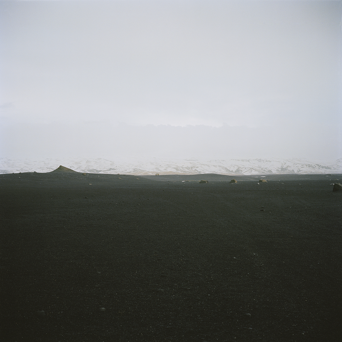 Look closely, you can see the 4x4 on the horizon. © Patrick H. Sampson, 2015.