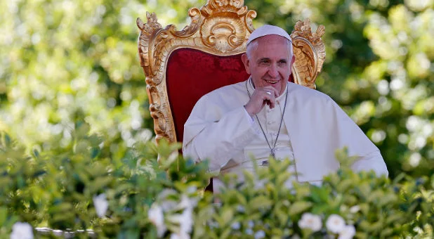 Reuters-Pope-Francis-Castelpetroso-photog-Giampiero-Sposito.jpg