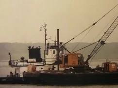 barge.jpg
