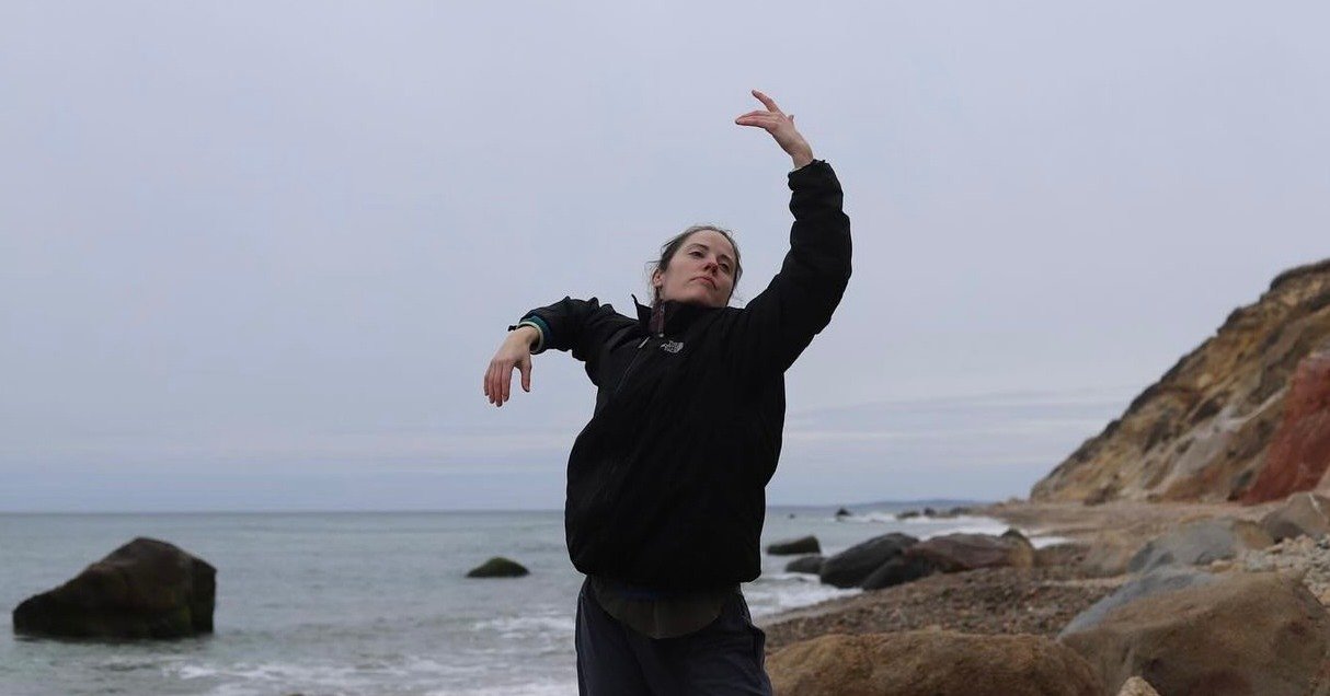 Let's look back. ➡ What an amazing summer! A heartfelt thank you to every artist who brought their passion to The Vineyard  and to YOU for being part of this incredible journey of learning and dance. 🌟

#dancetheyard #marthasvineyard #dance #summerd