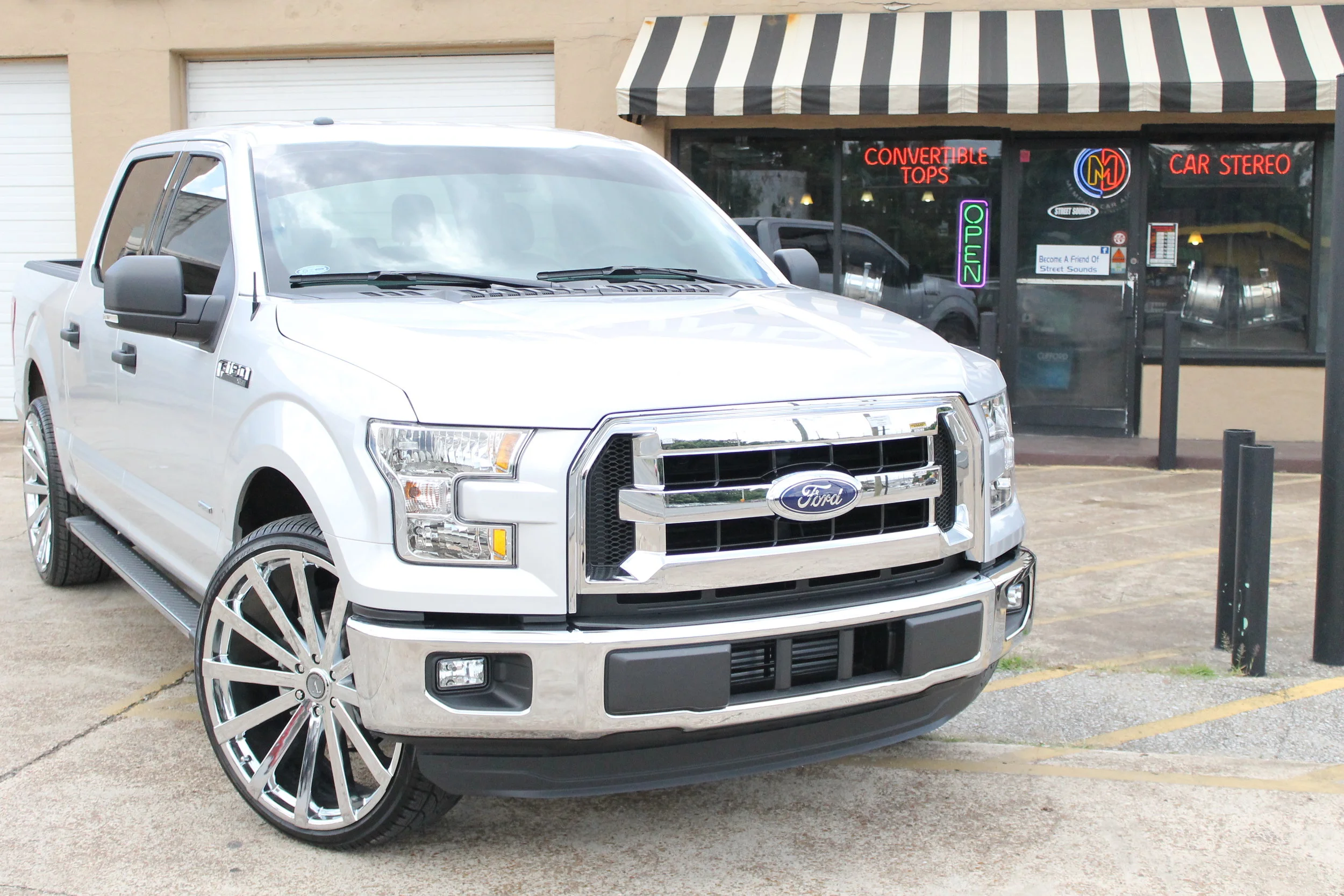 WINDOW TINT