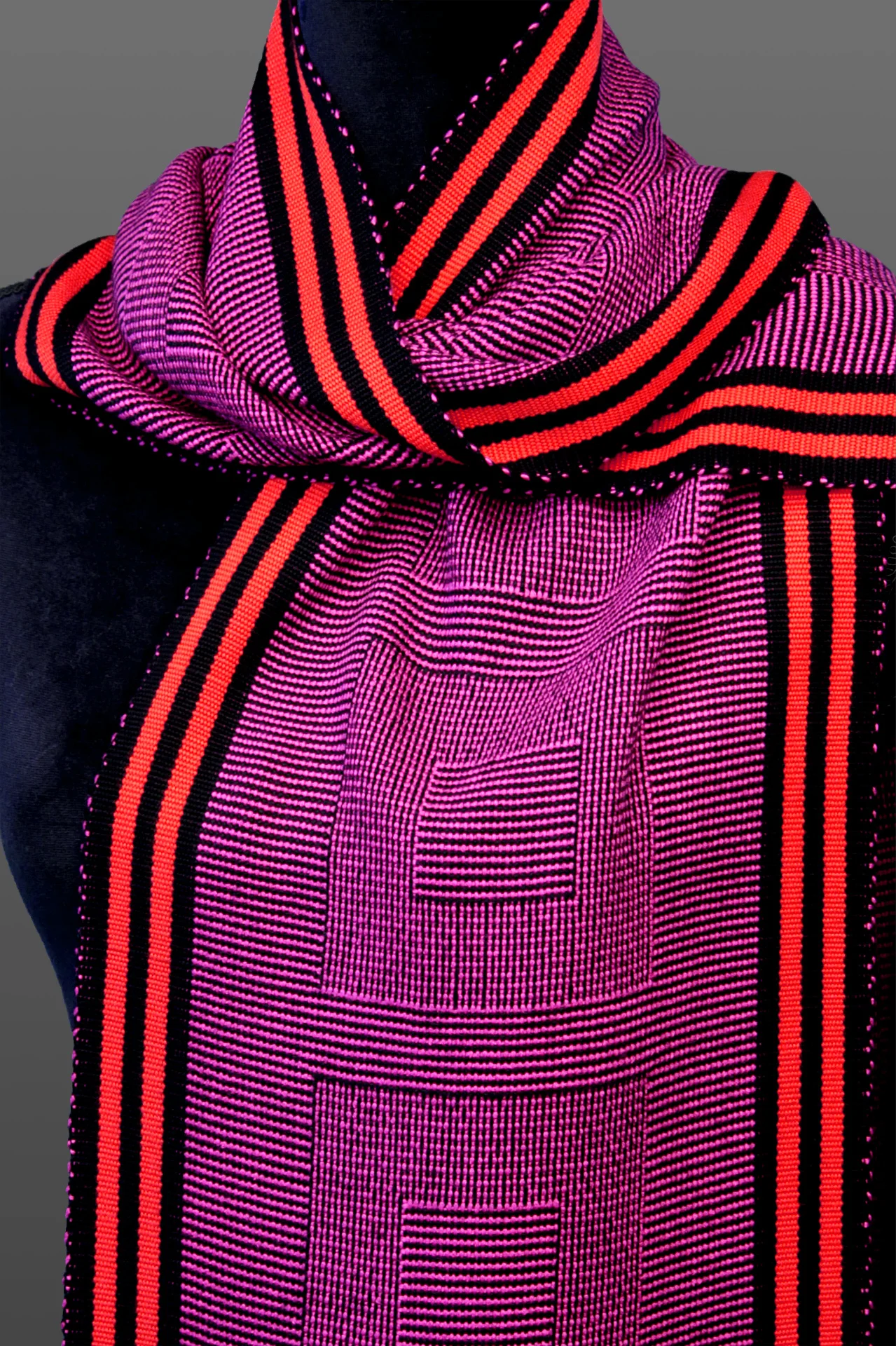 Square Squared Magenta Paprika_0018 CU.jpg