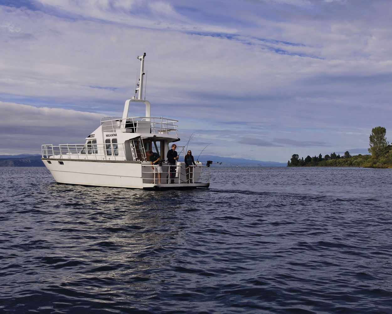 fishing on lake taupo - the kinloch club