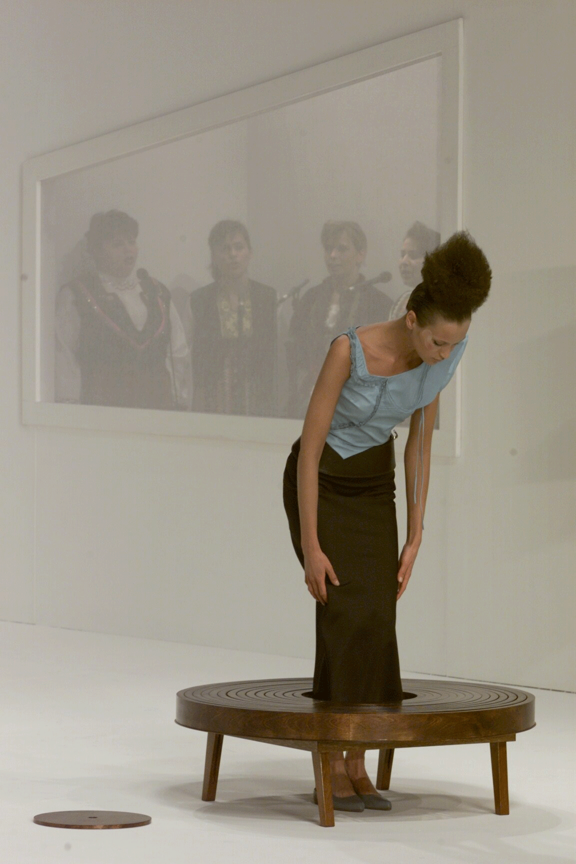 CHALAYAN FALL 2000 Ready-to-Wear with NATALIA SEMANOVA