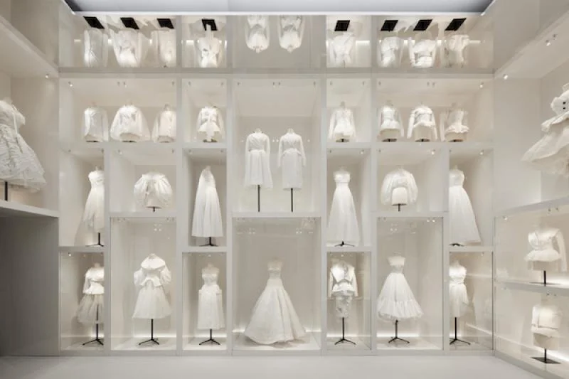 V&A: Christian Dior: Designer of Dreams Exhibition © Victoria and Albert Museum , Adrien Dirand