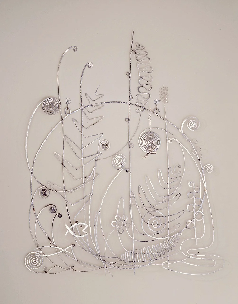 ALEXANDER CALDER, ‘ The Silver Bedhead’ The Solomon R. Guggenheim Foundation Peggy Guggenheim Collection, Venice, 1976 © 2018 Calder Foundation, New York/Artists Rights Society (ARS), New York